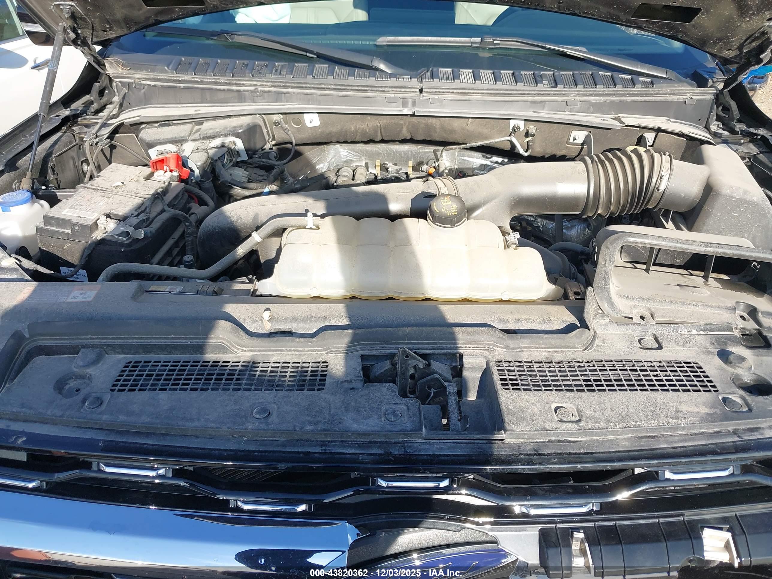 FORD EXPEDITION image 10