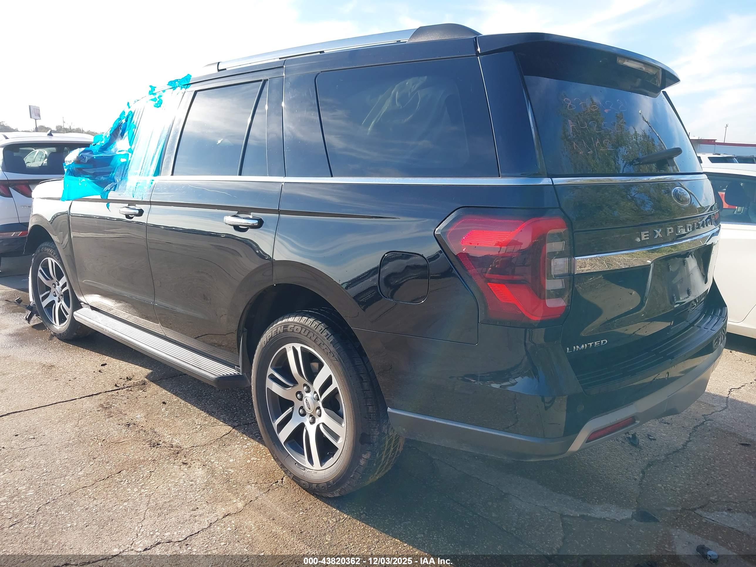 FORD EXPEDITION image 3