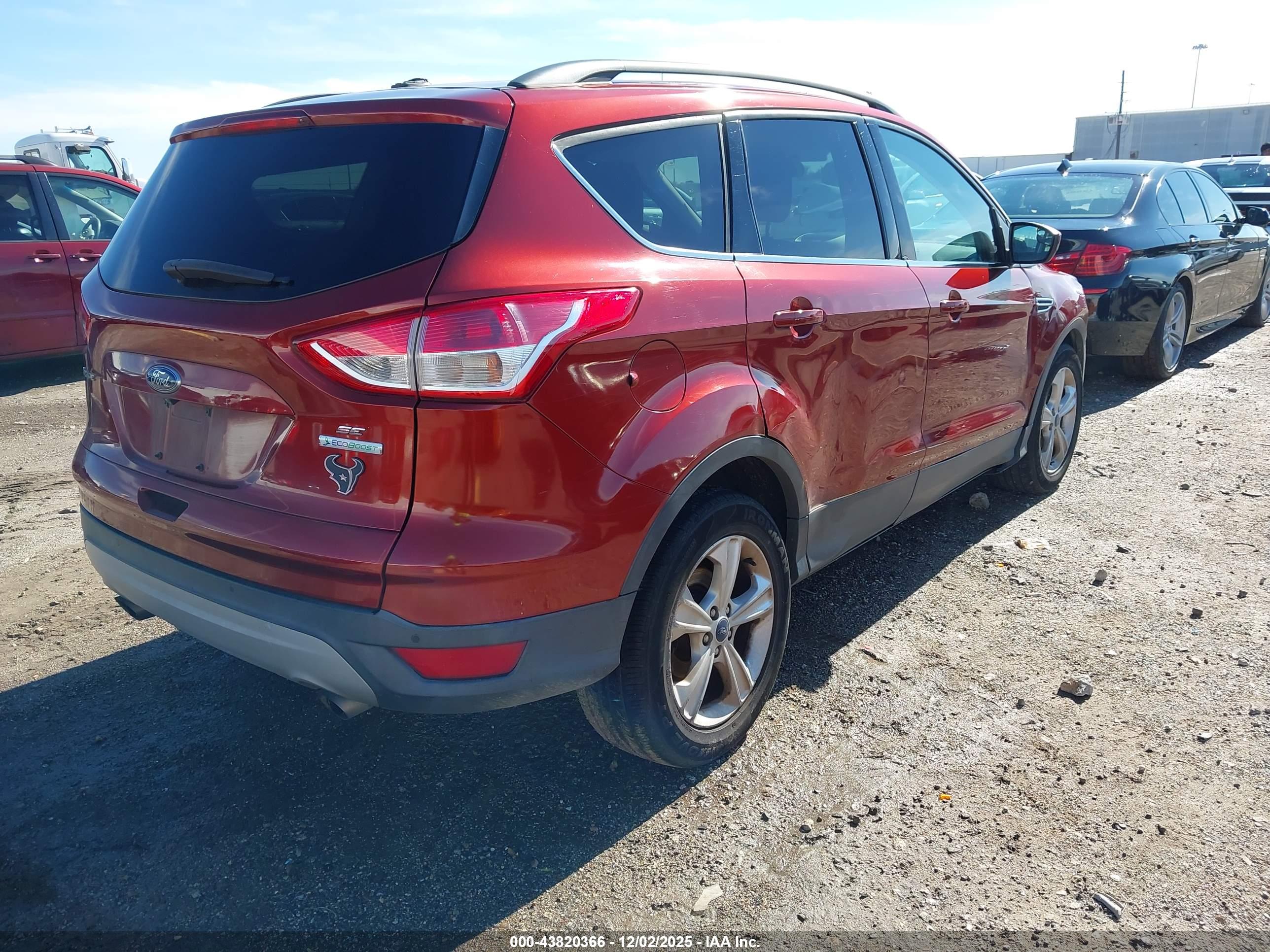 FORD ESCAPE image 4
