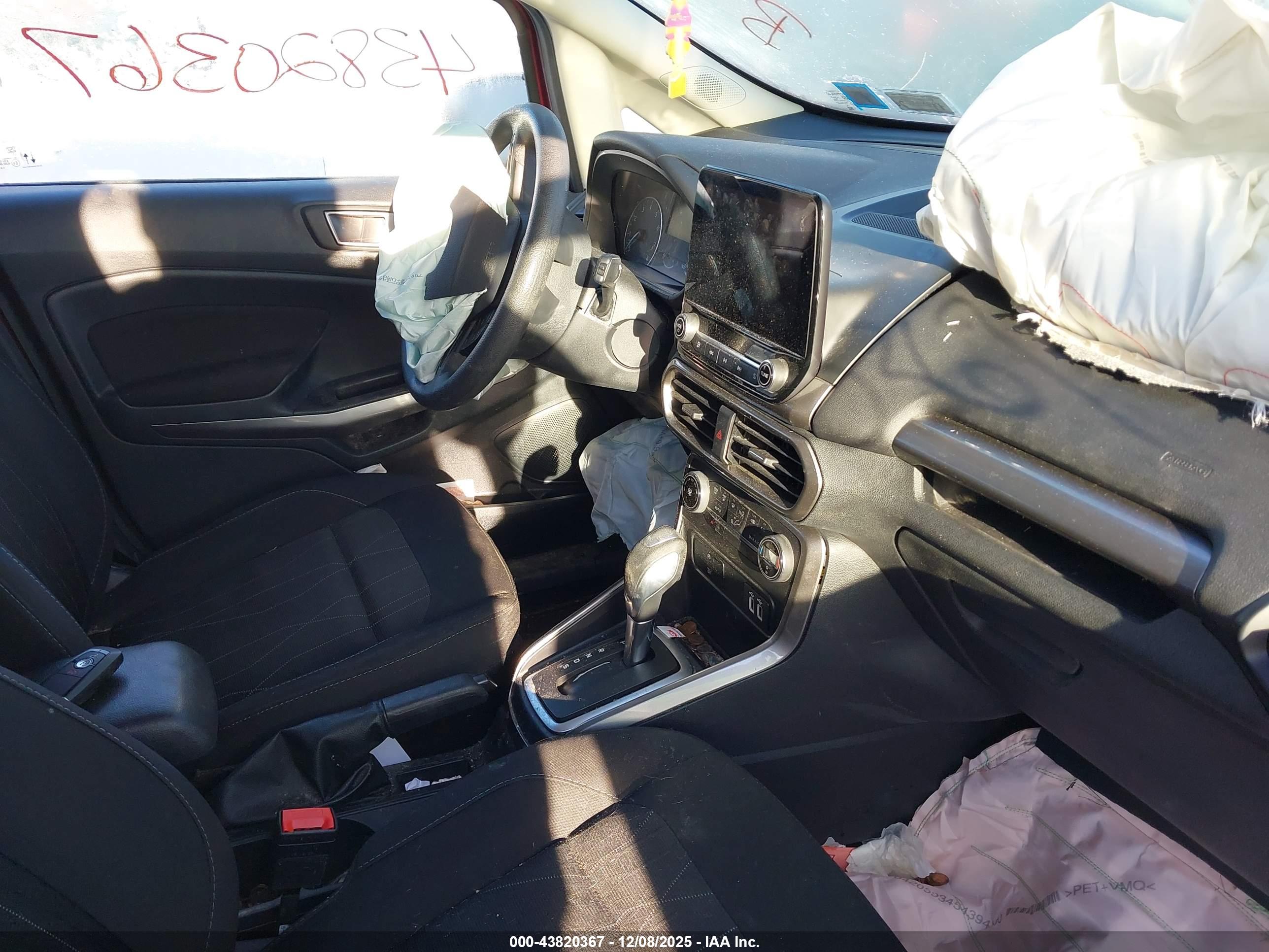 FORD ECOSPORT image 5
