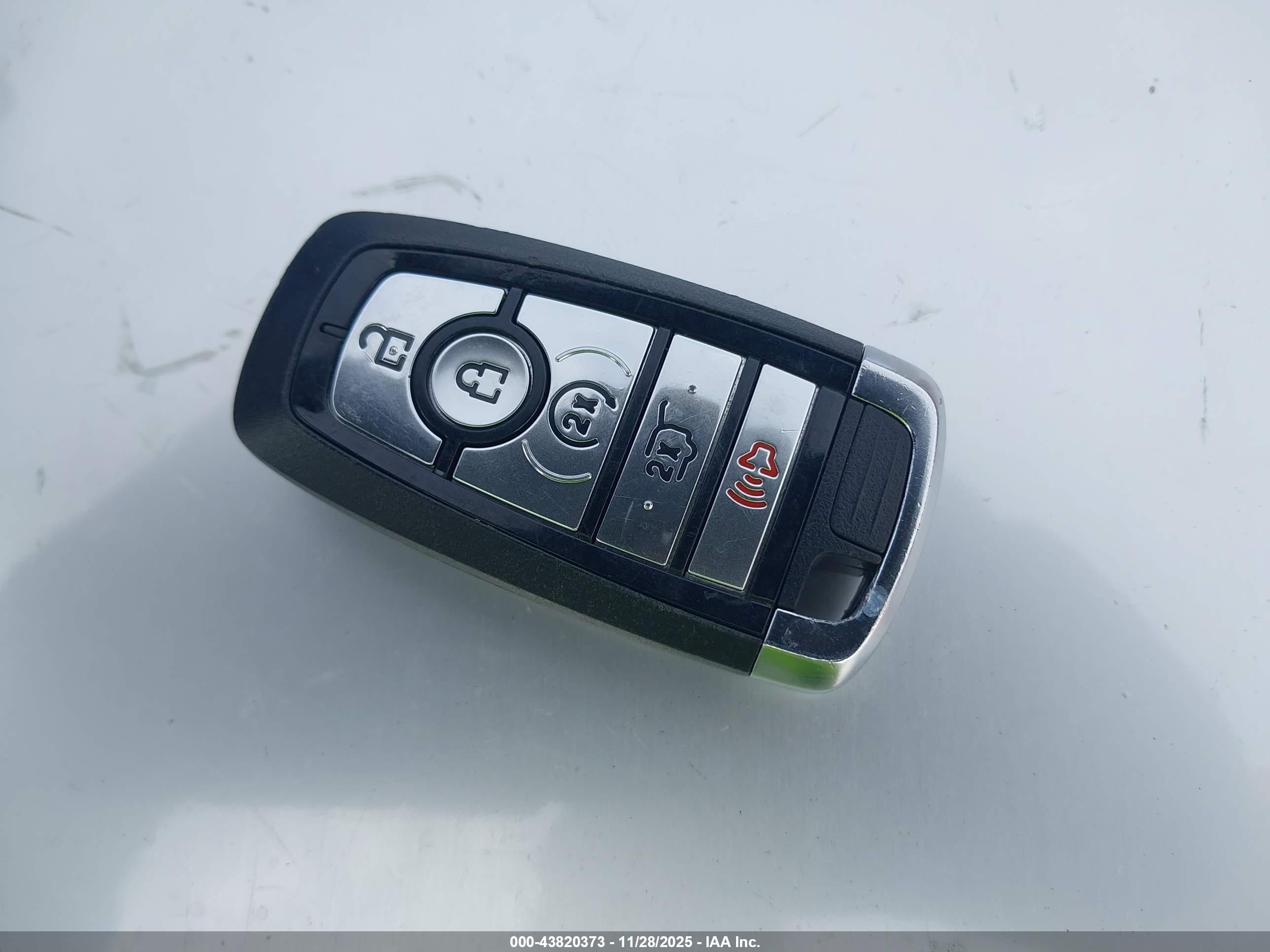 FORD ESCAPE image 11