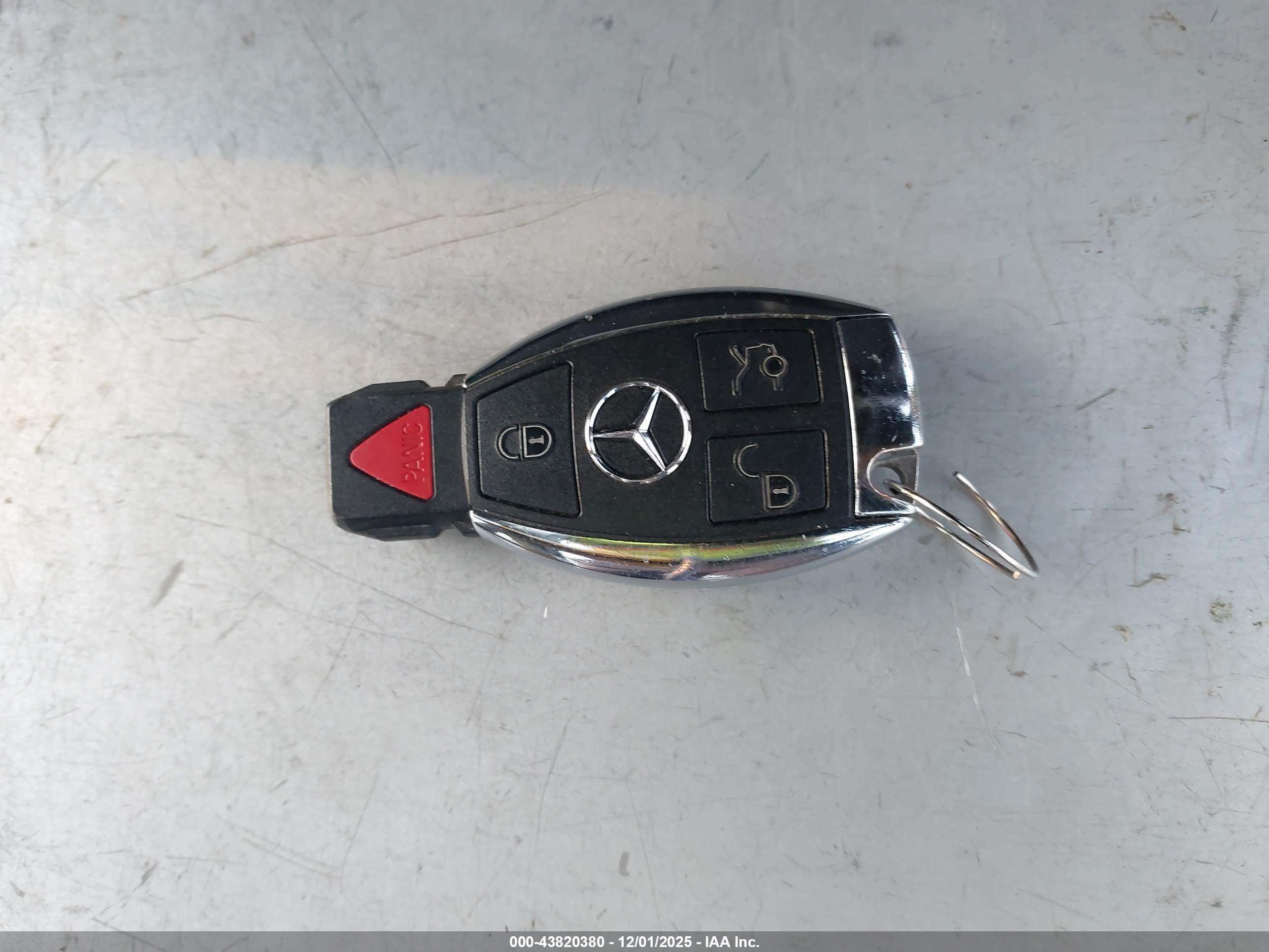 MERCEDES-BENZ C image 11