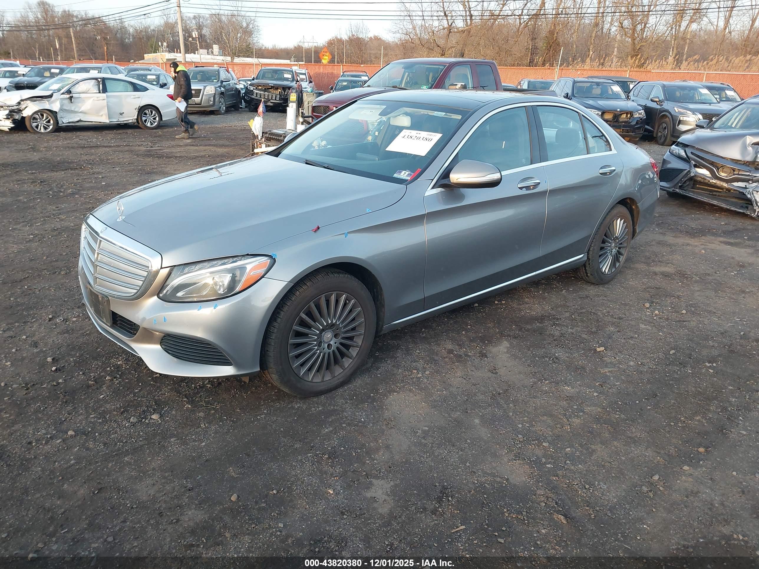 MERCEDES-BENZ C image 2