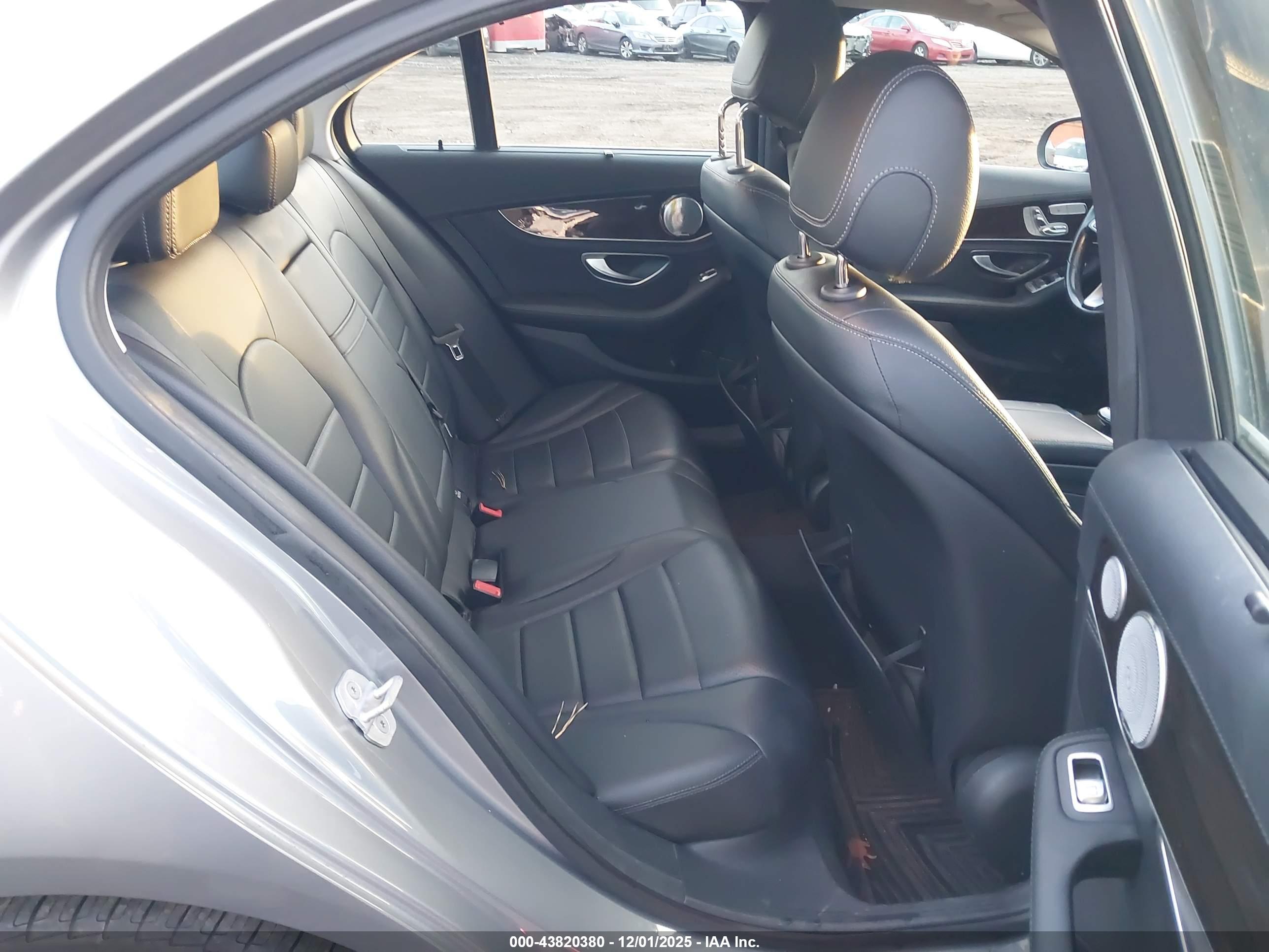 MERCEDES-BENZ C image 8