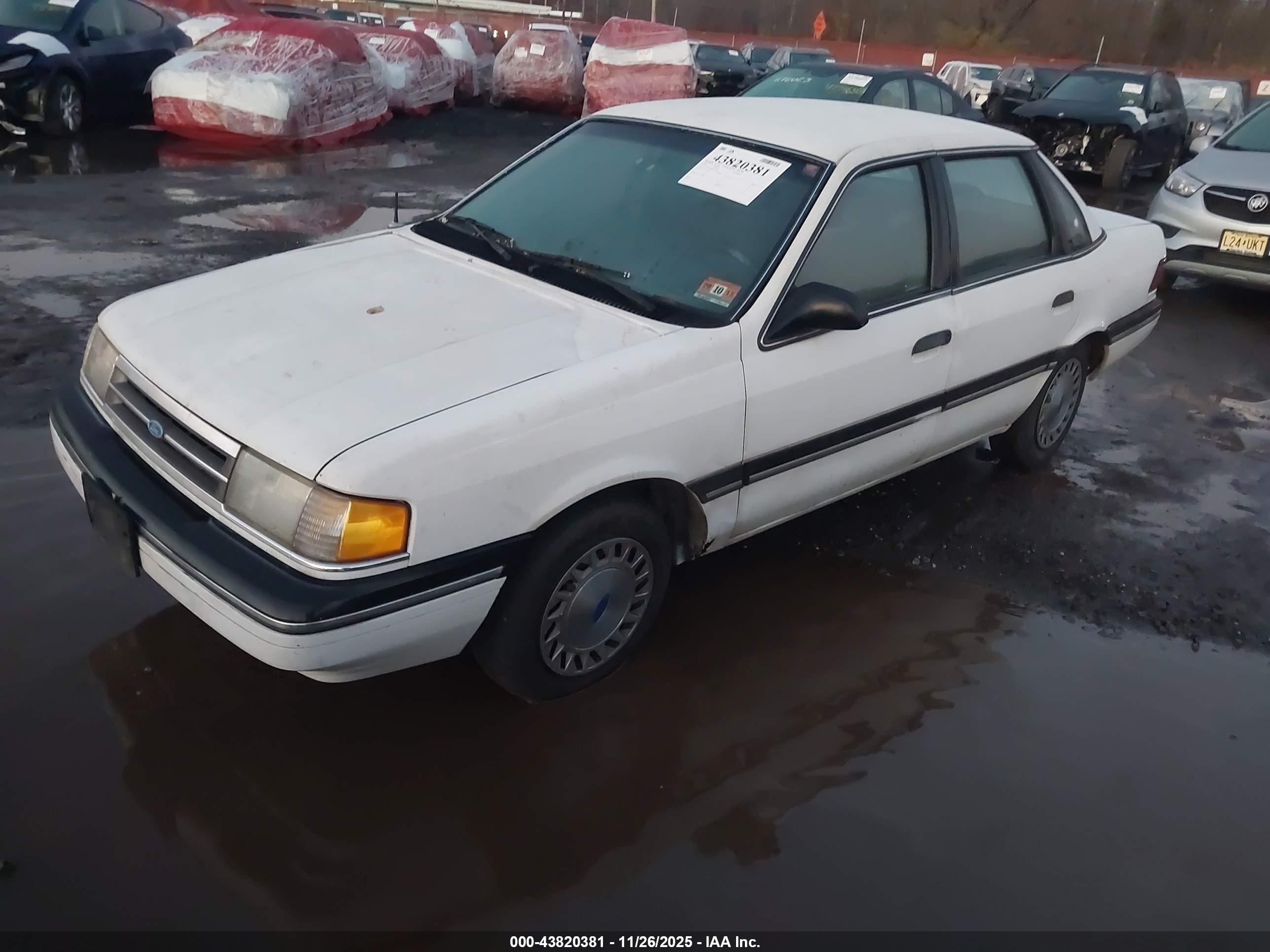 FORD TEMPO image 2