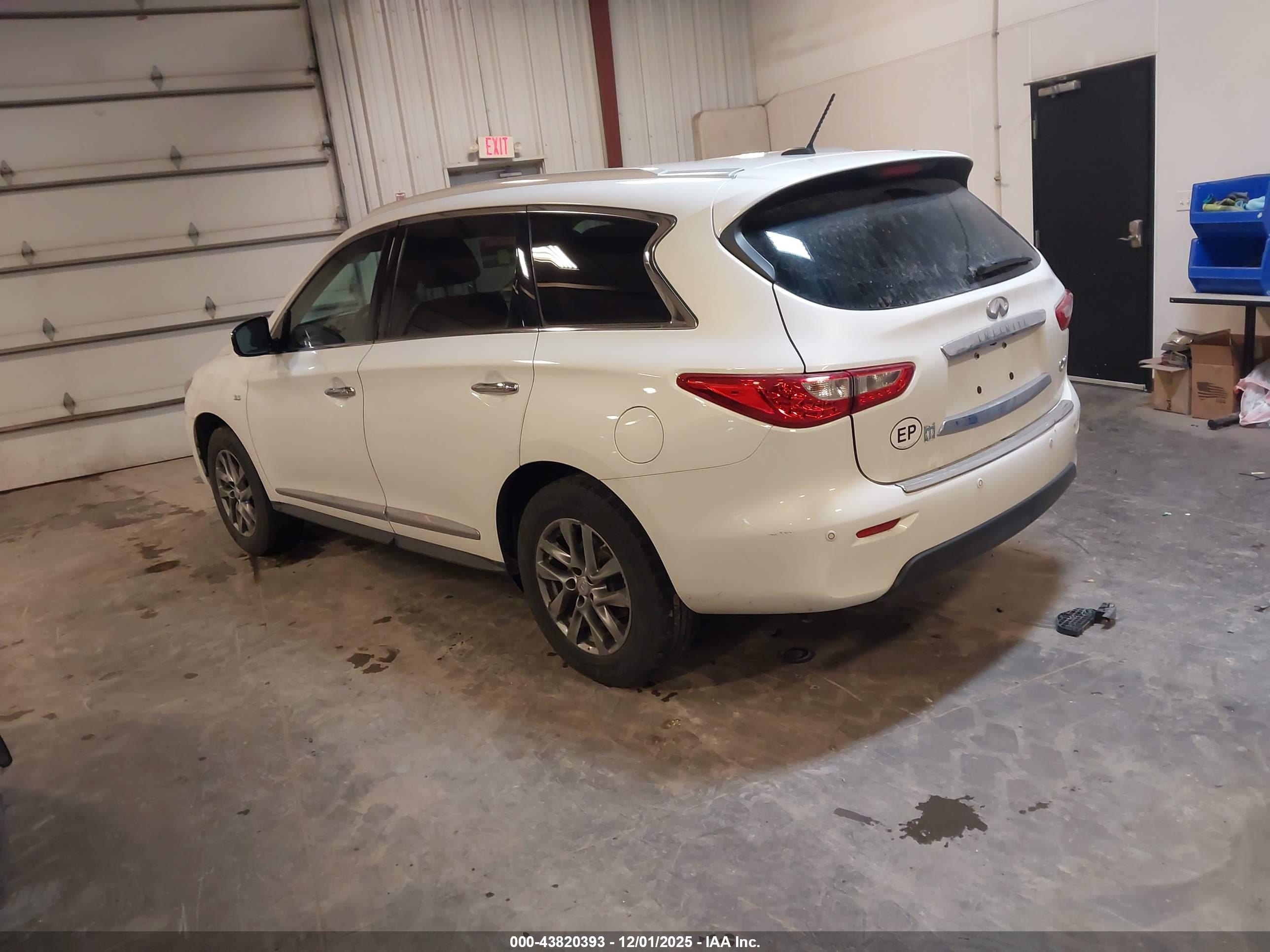 INFINITI QX60 image 3