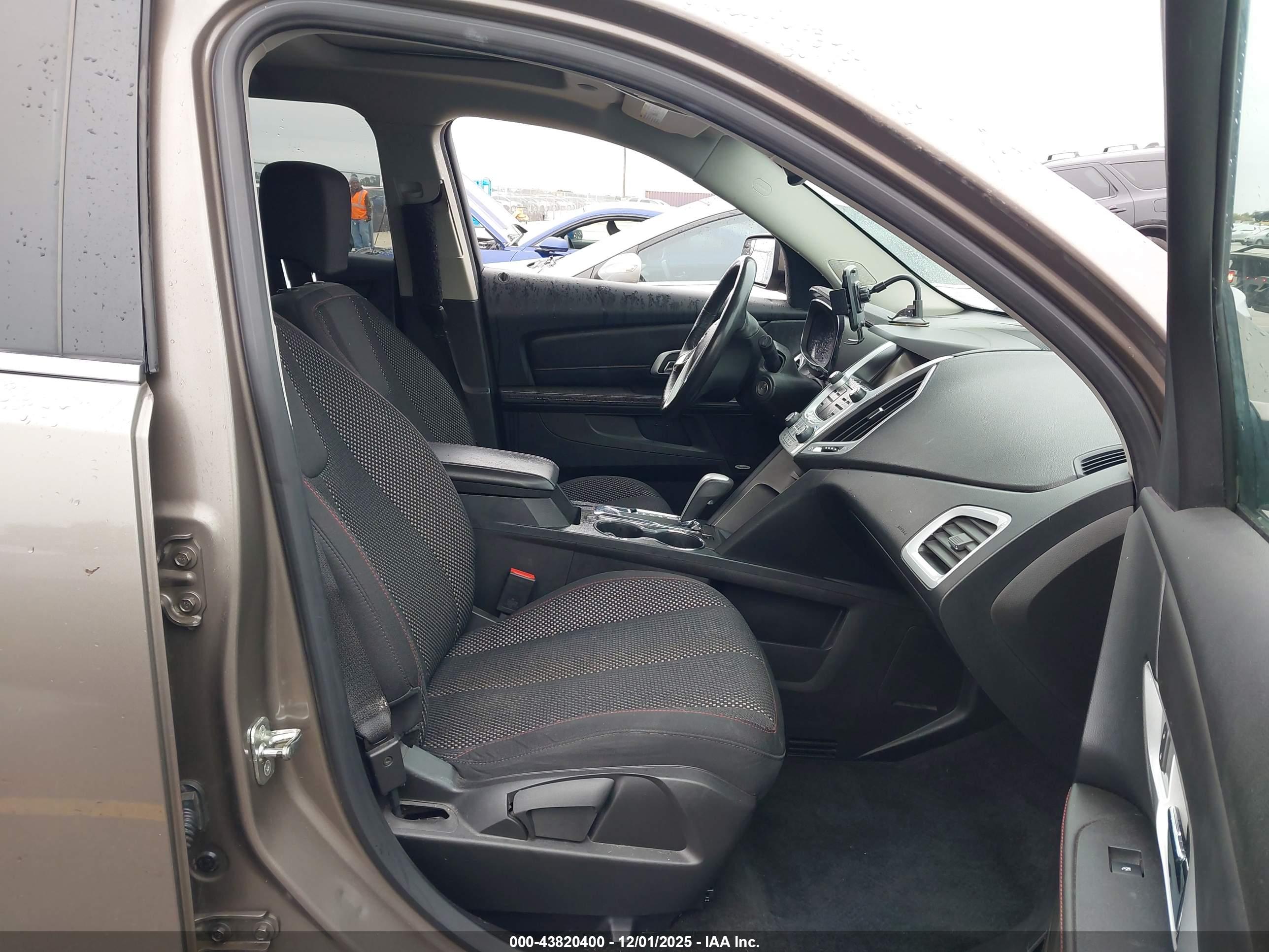 GMC TERRAIN image 5