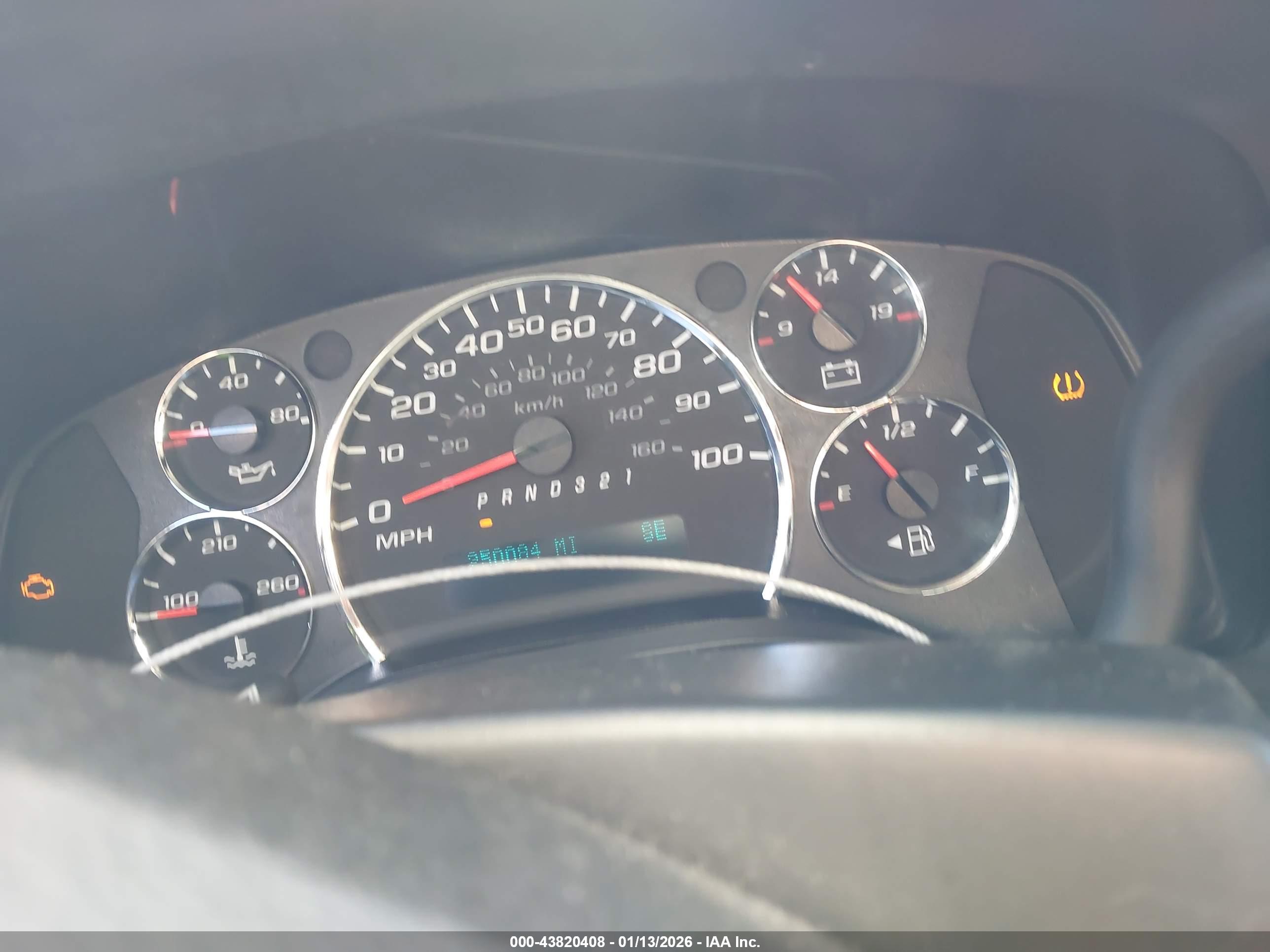 CHEVROLET EXPRESS image 7