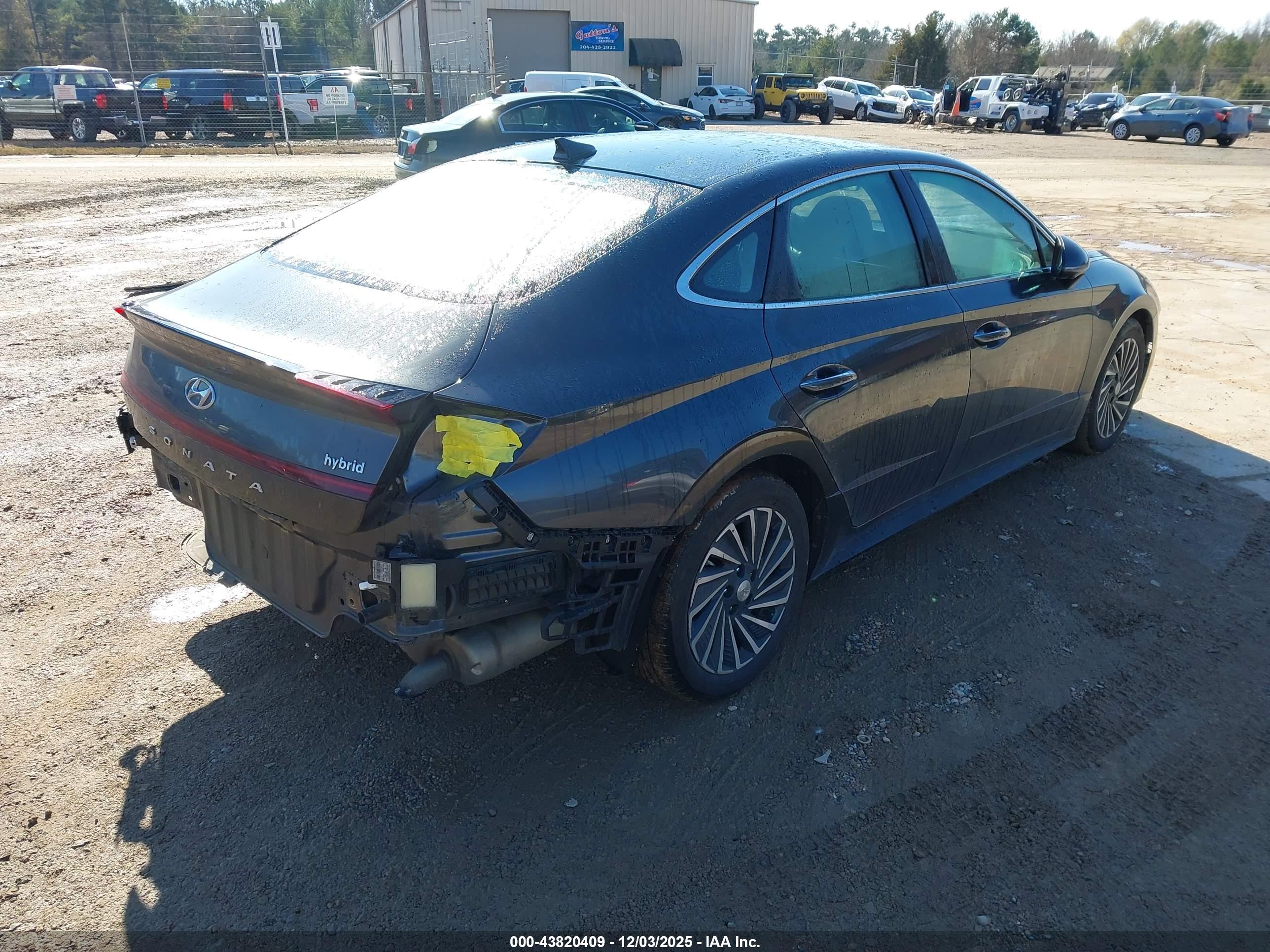 HYUNDAI SONATA image 4