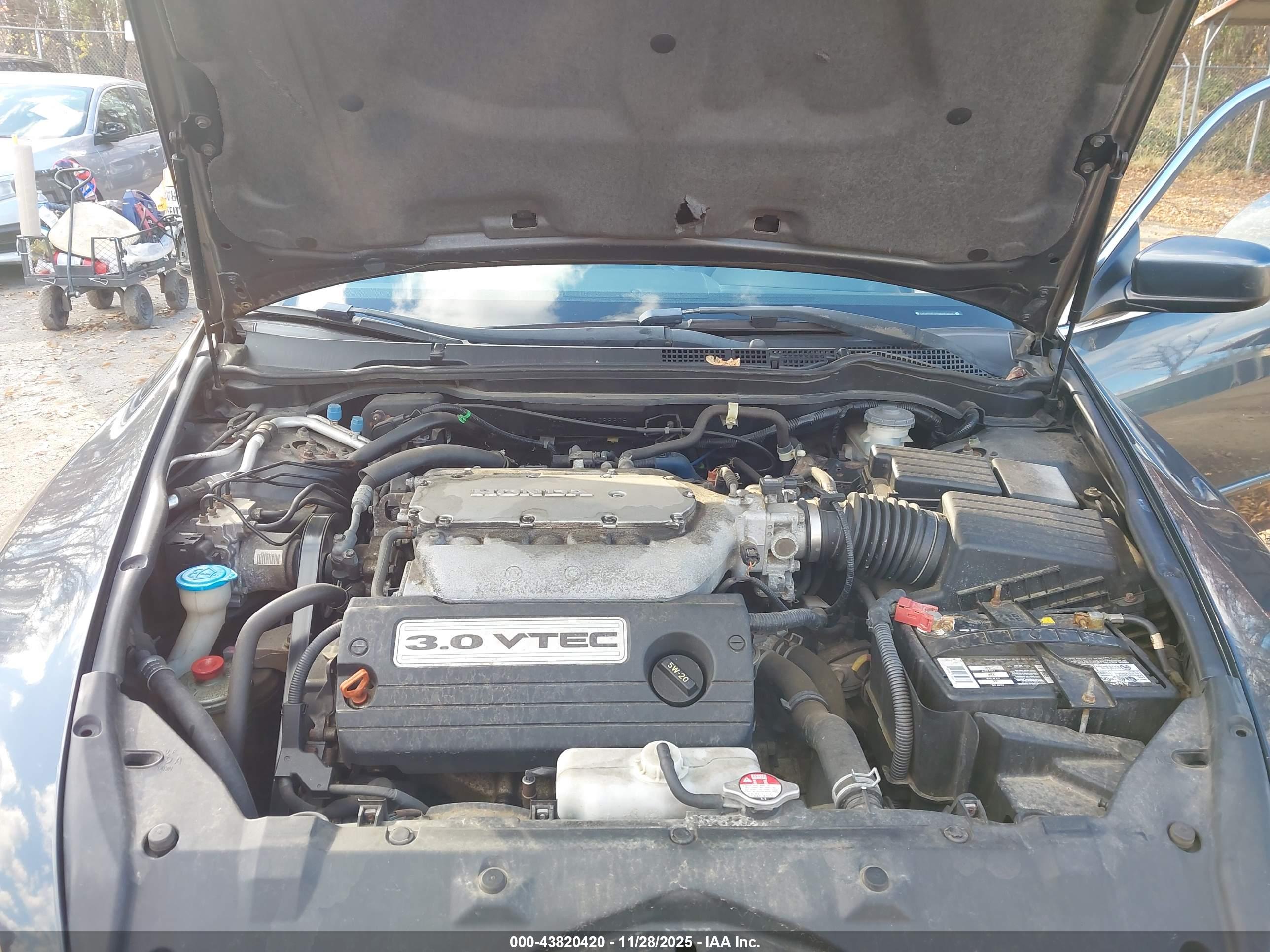 HONDA ACCORD image 10