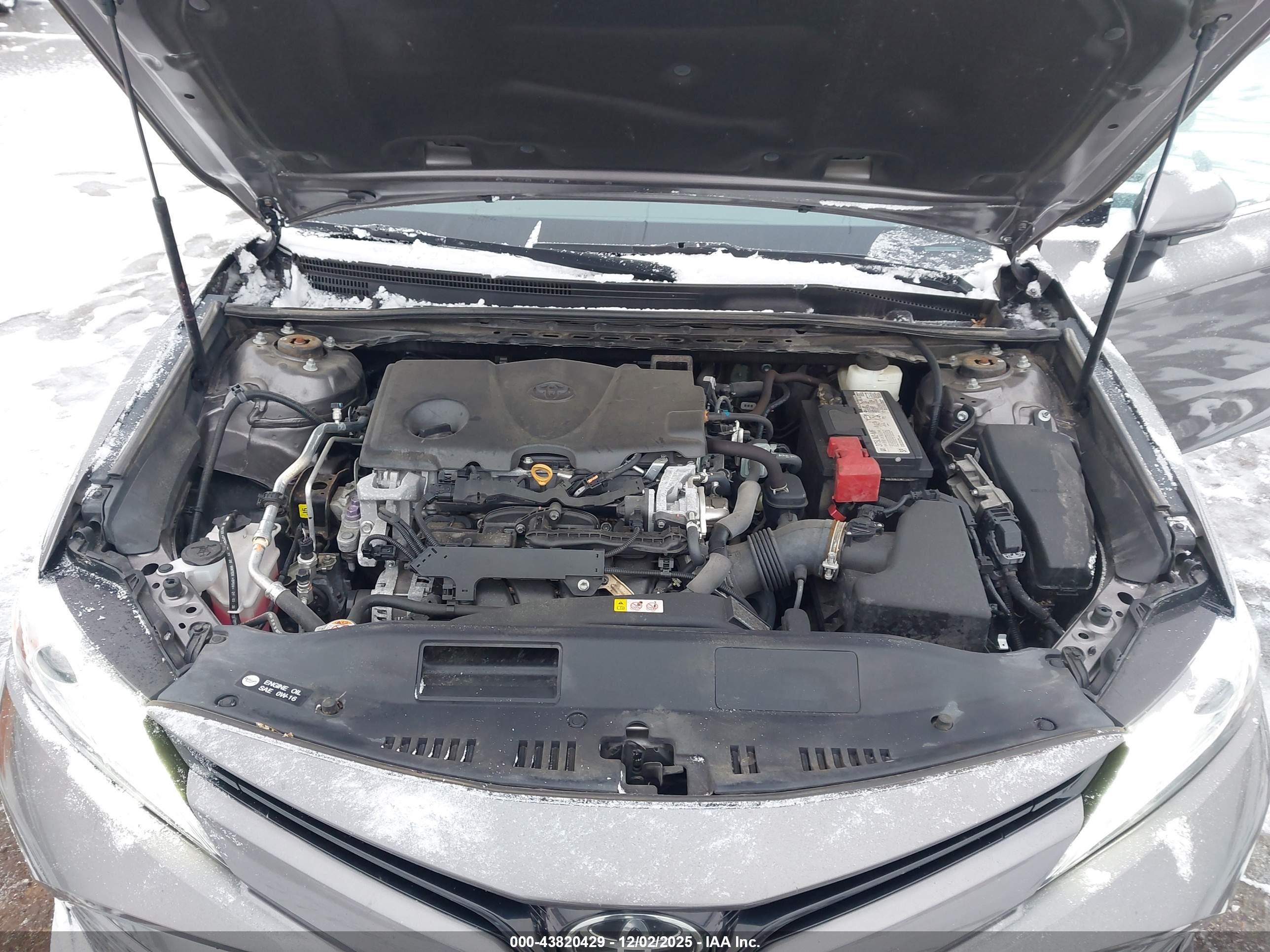 TOYOTA CAMRY image 10