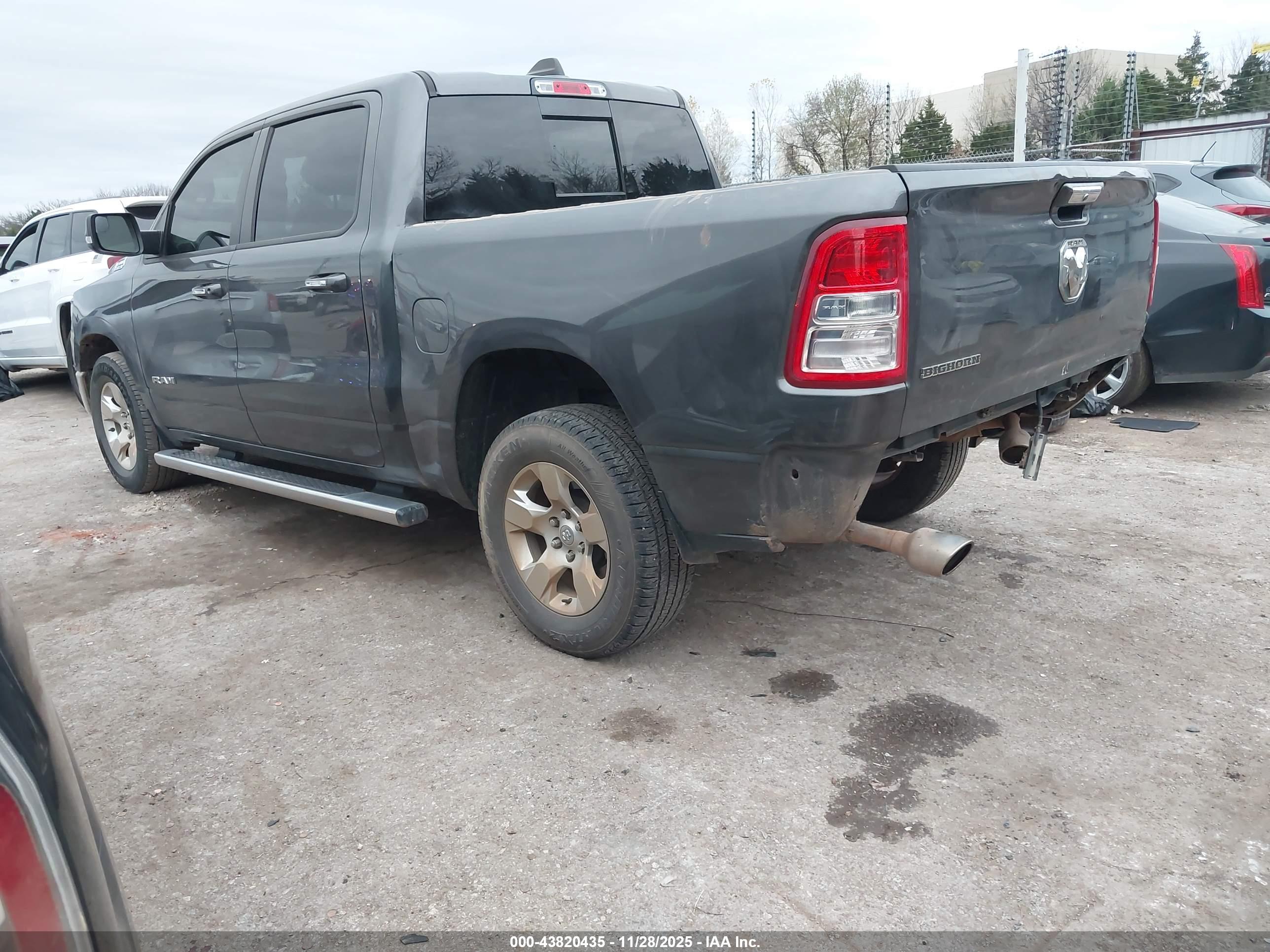RAM 1500 image 3