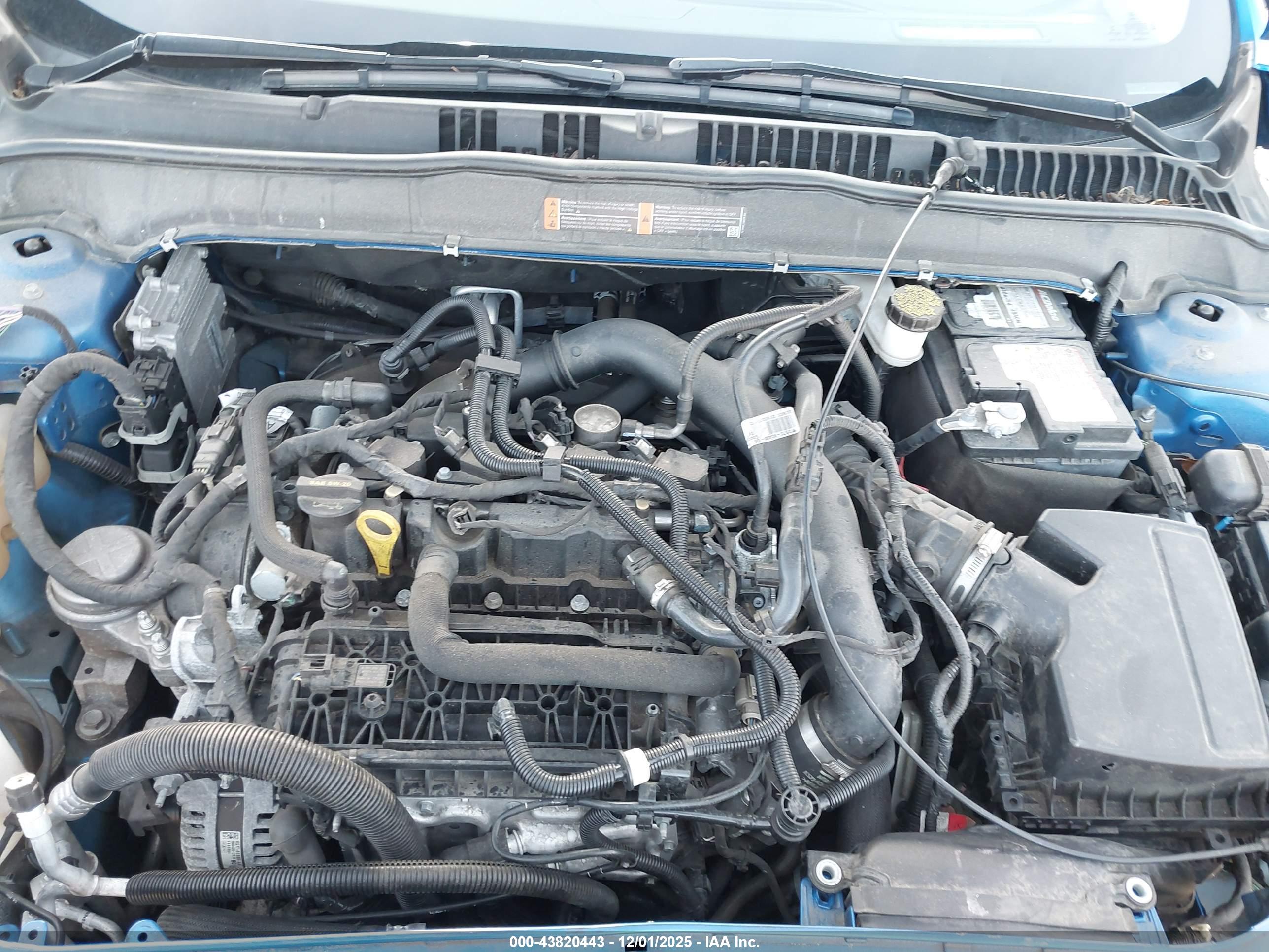 FORD FUSION image 10