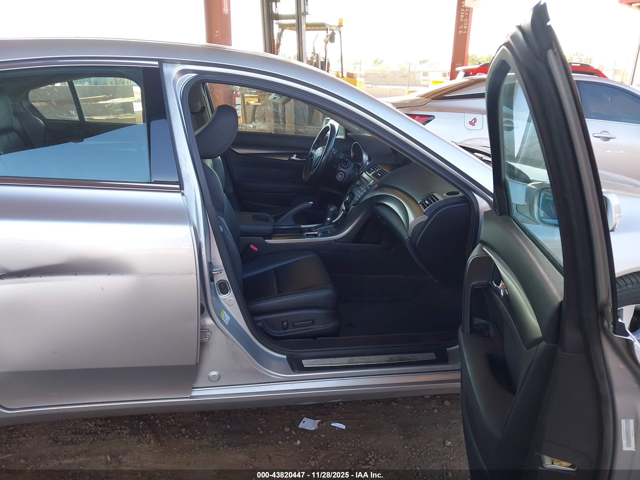 ACURA TL image 5