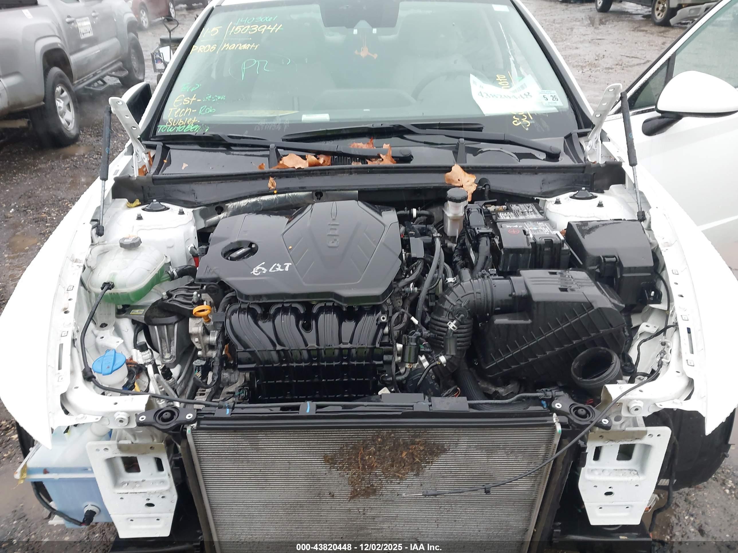 HYUNDAI SONATA image 10