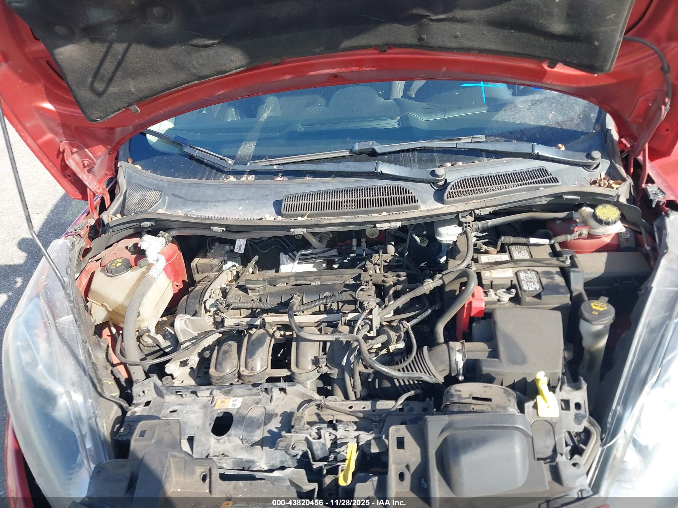 FORD FIESTA image 10