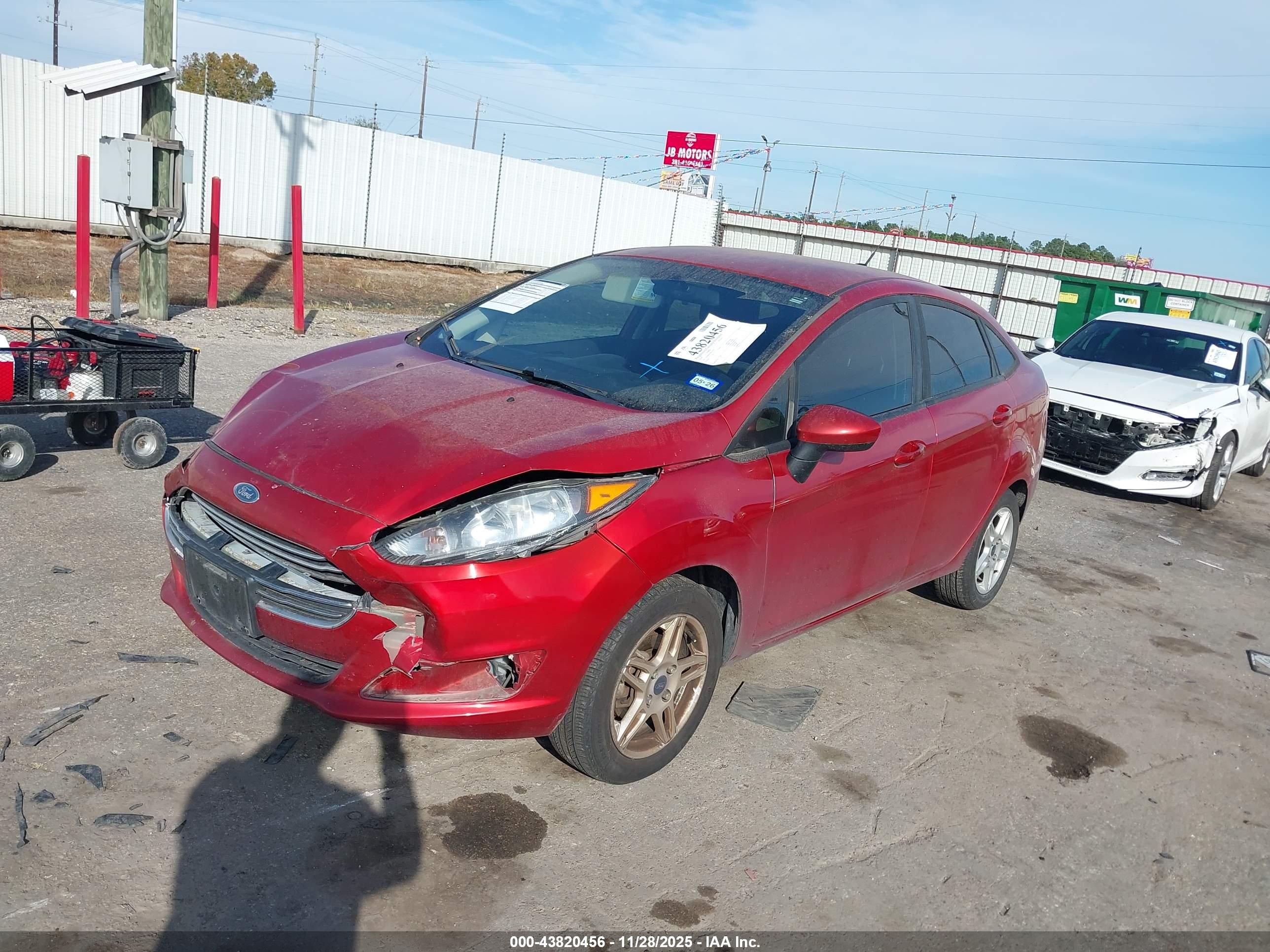 FORD FIESTA image 2