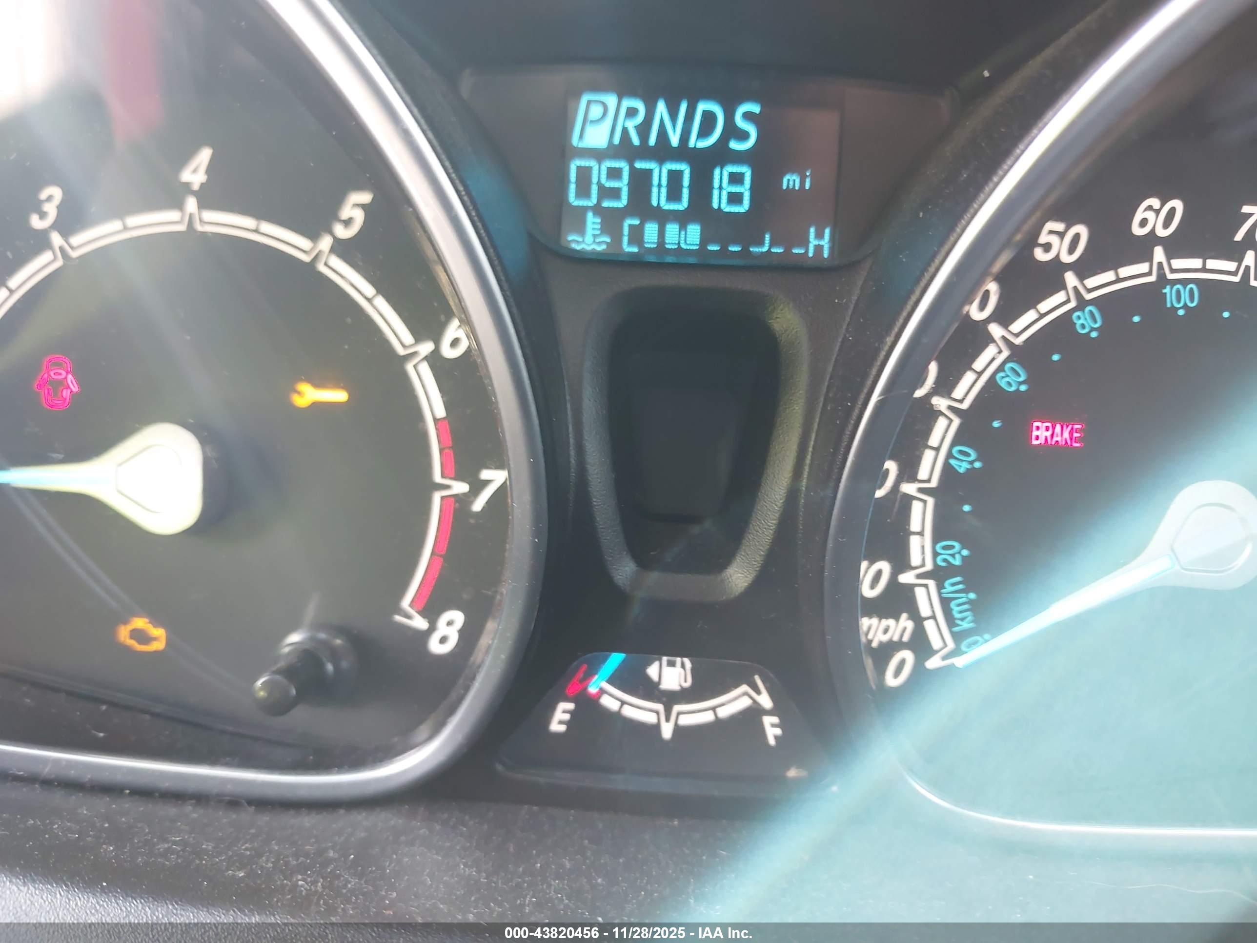 FORD FIESTA image 7