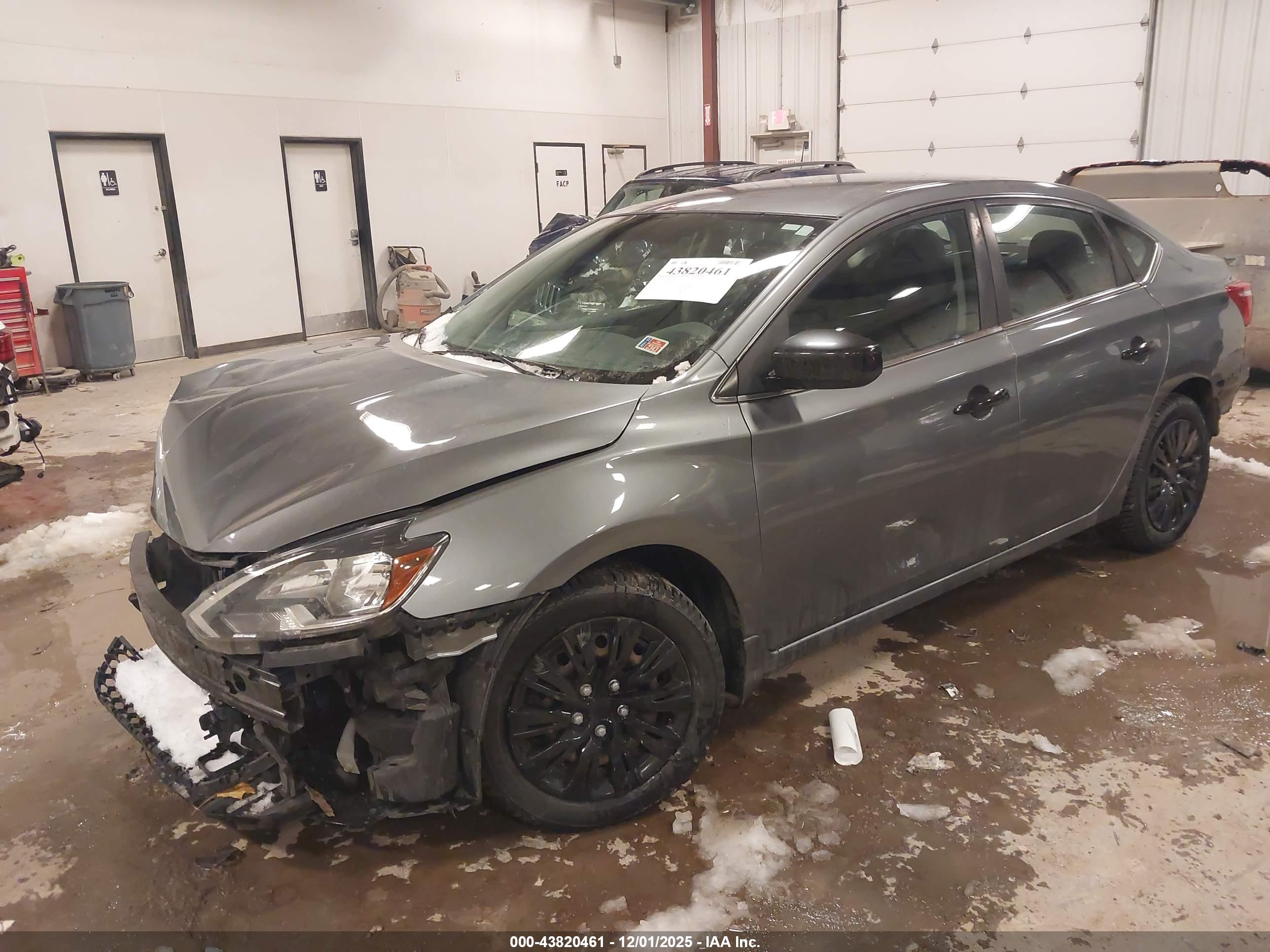 NISSAN SENTRA image 2