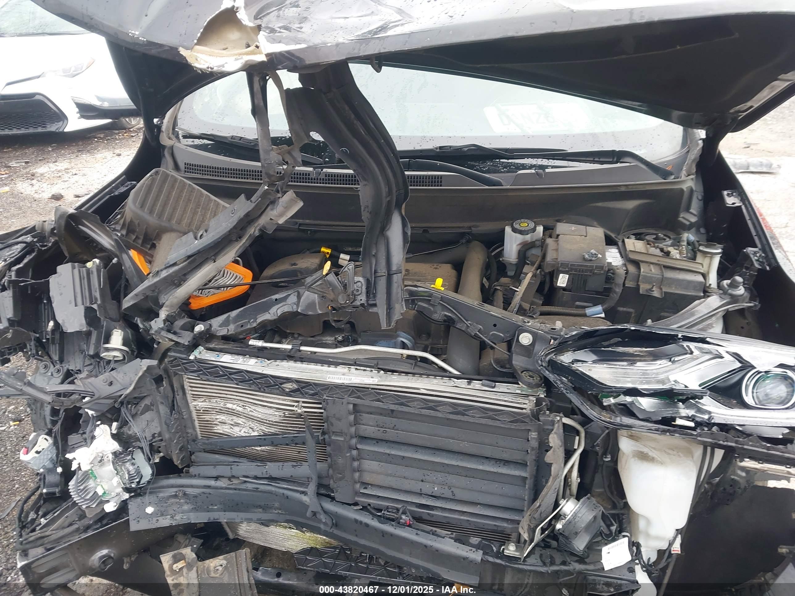 CHEVROLET EQUINOX image 10
