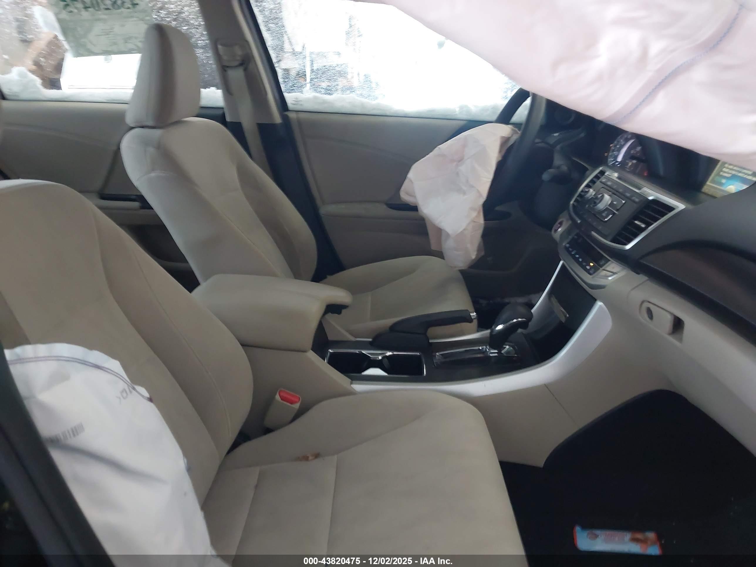 HONDA ACCORD image 5