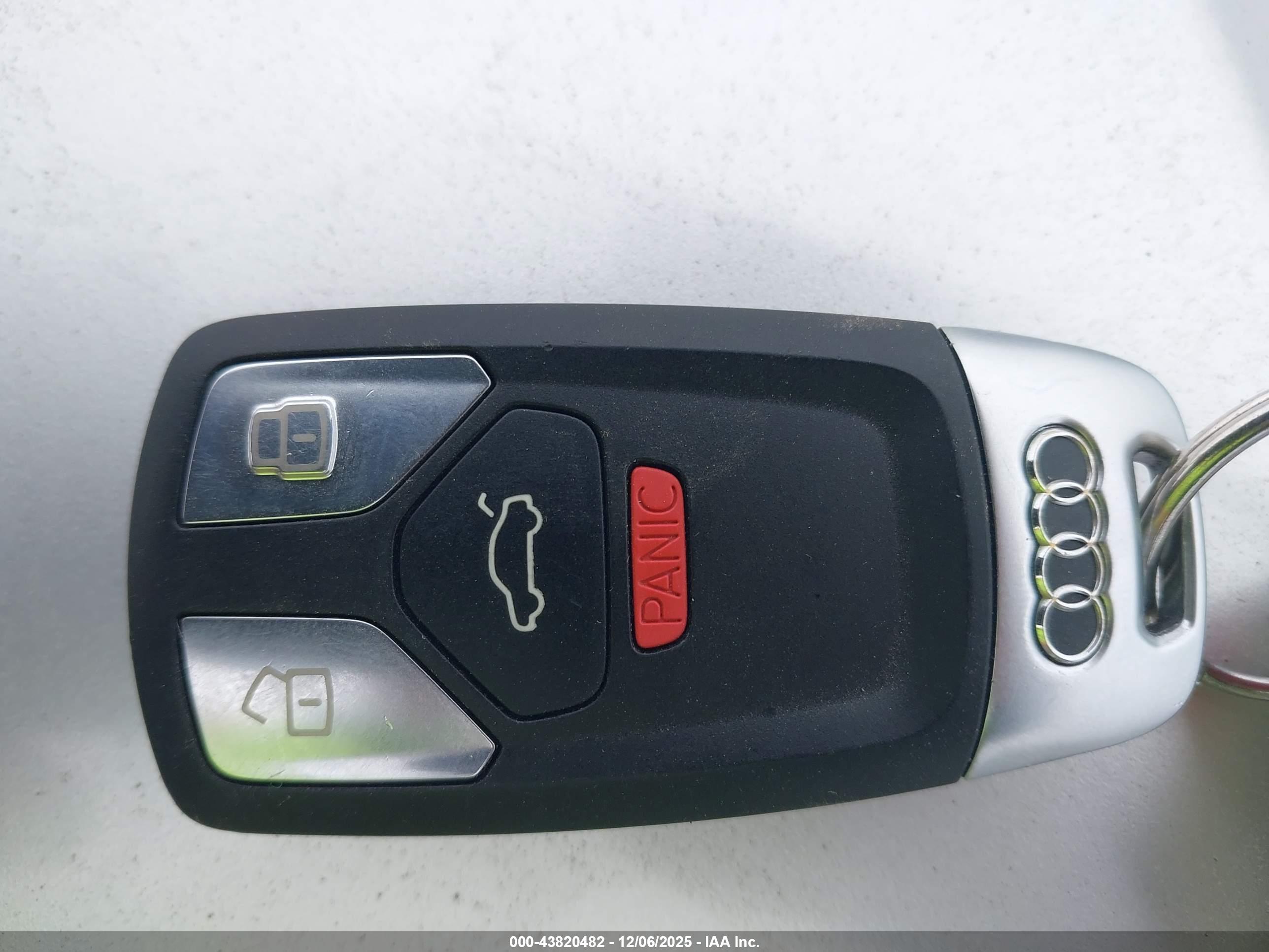 AUDI Q5 image 11