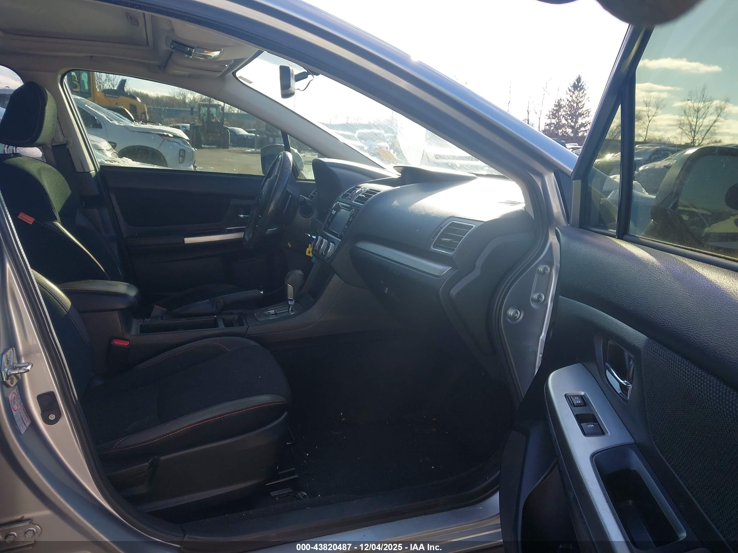 SUBARU CROSSTREK image 5