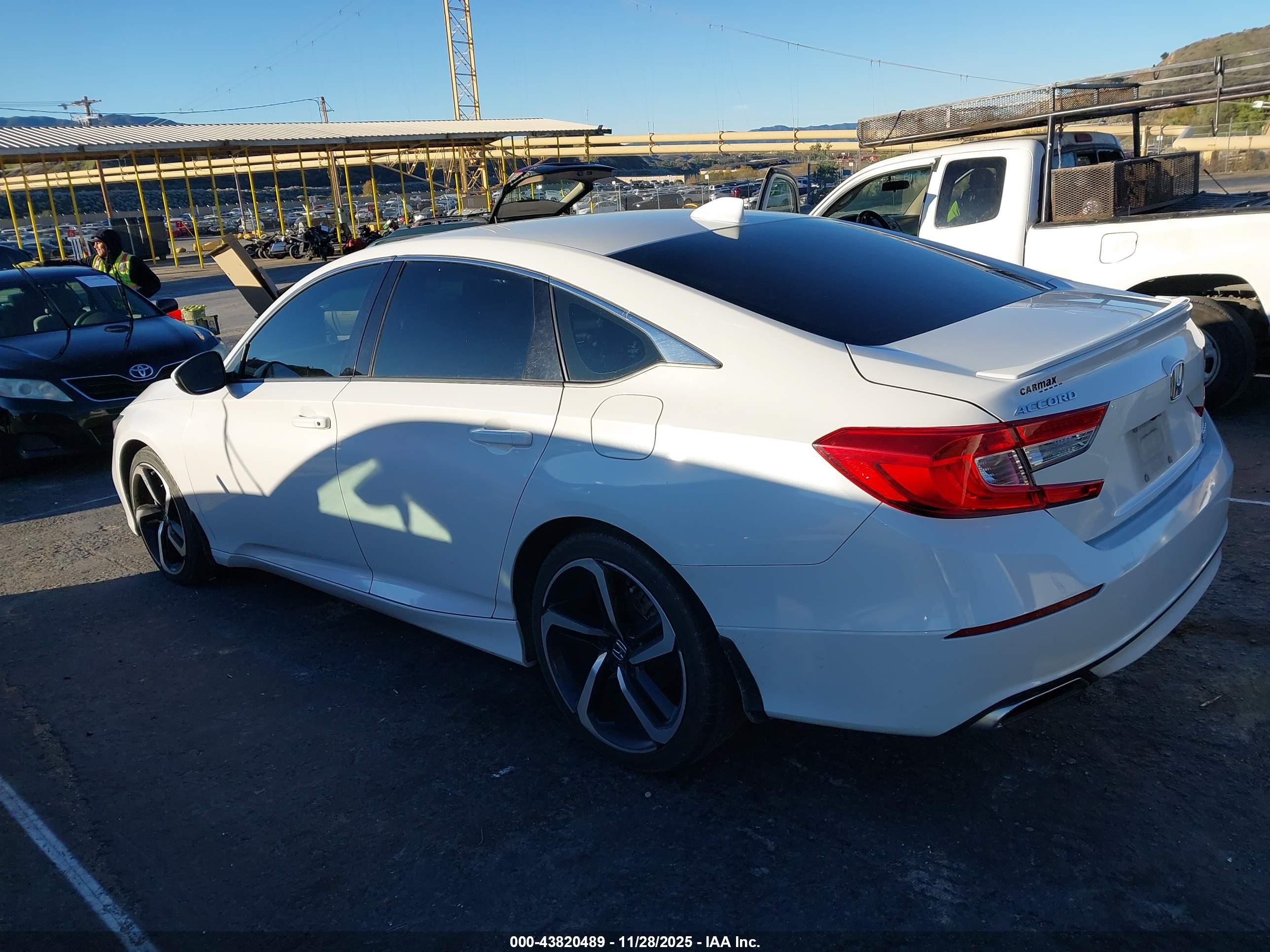 HONDA ACCORD image 3