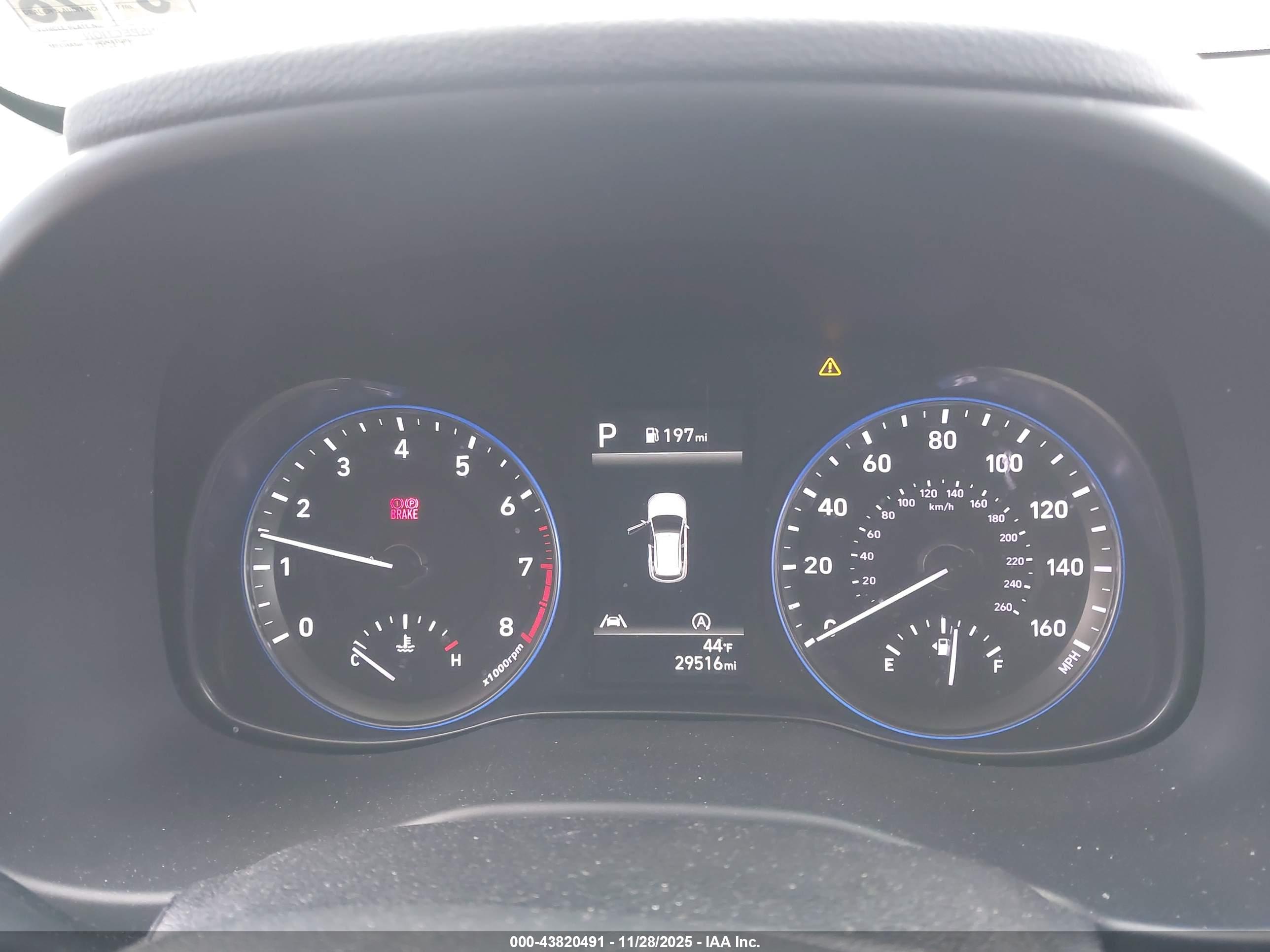 HYUNDAI KONA image 7