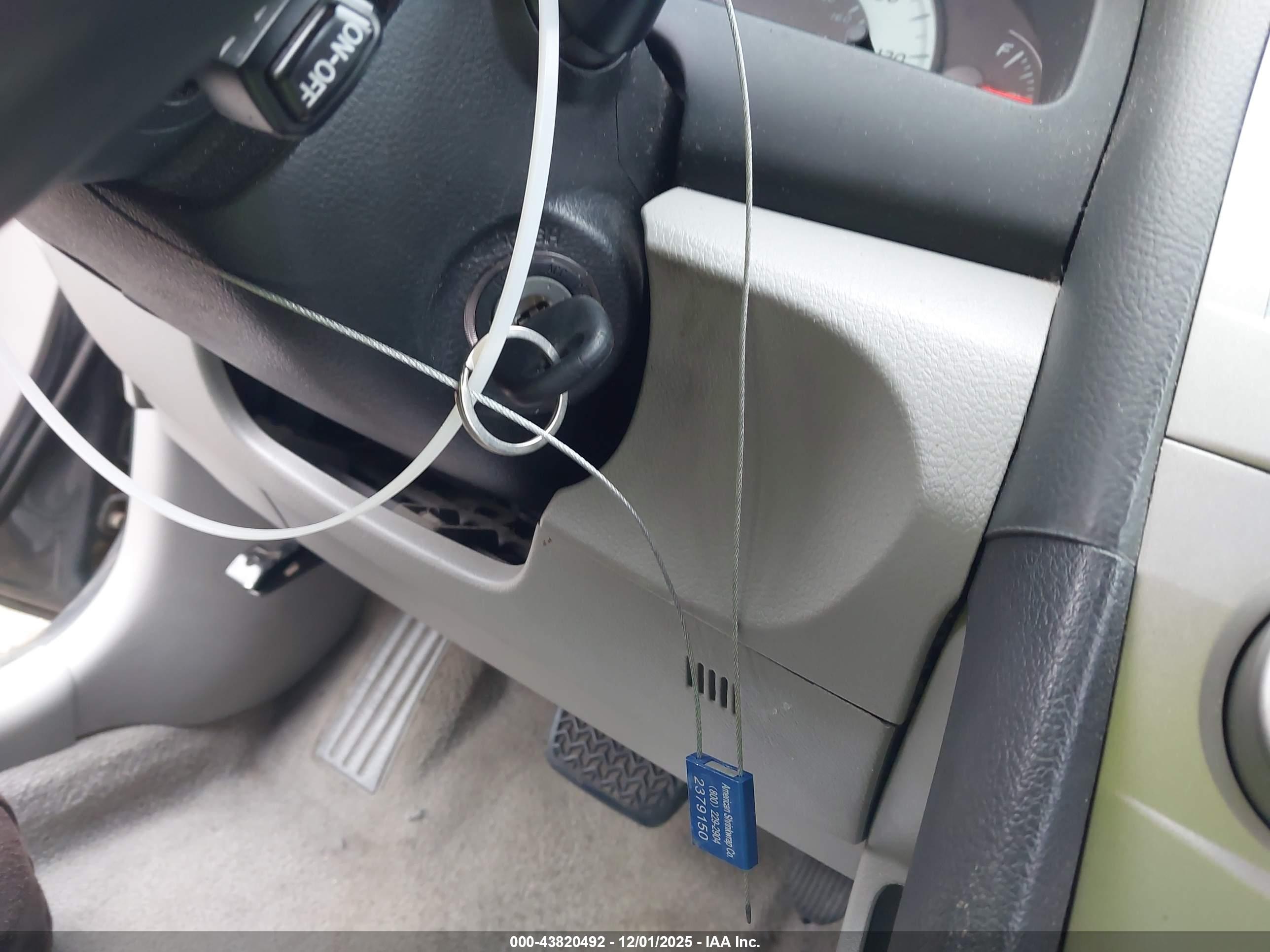 TOYOTA CAMRY image 11