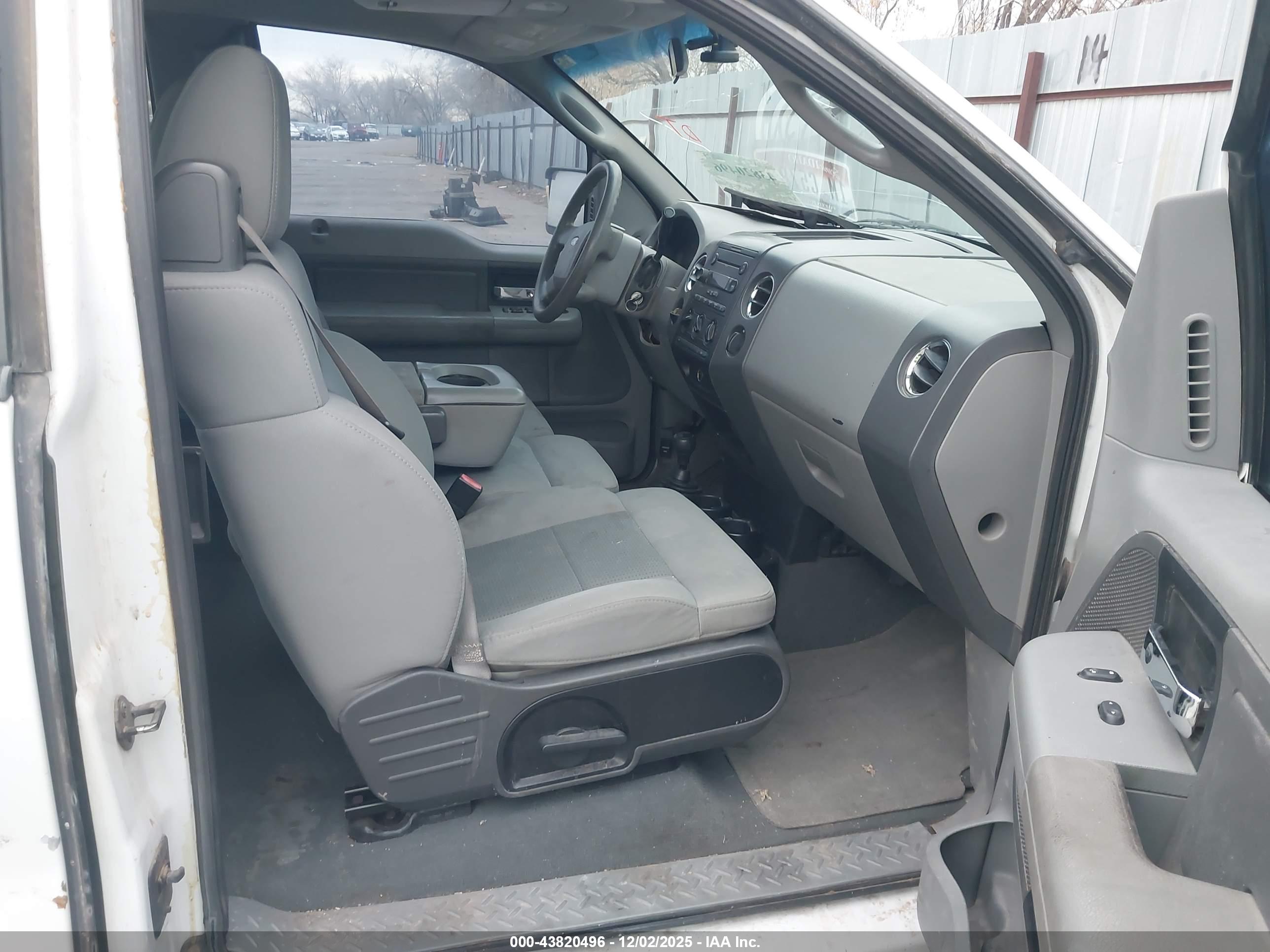 FORD F-150 image 5