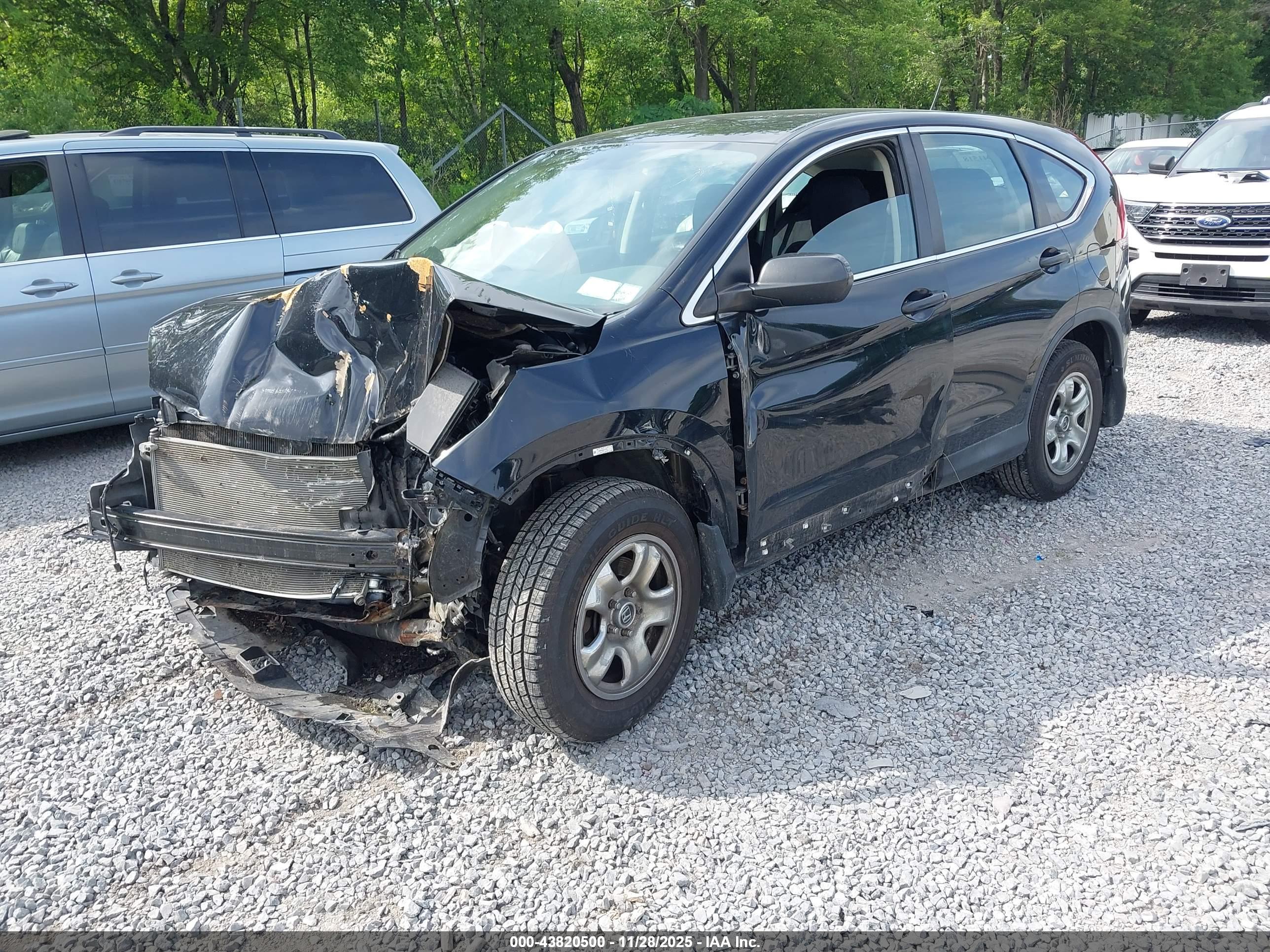 HONDA CR-V image 2