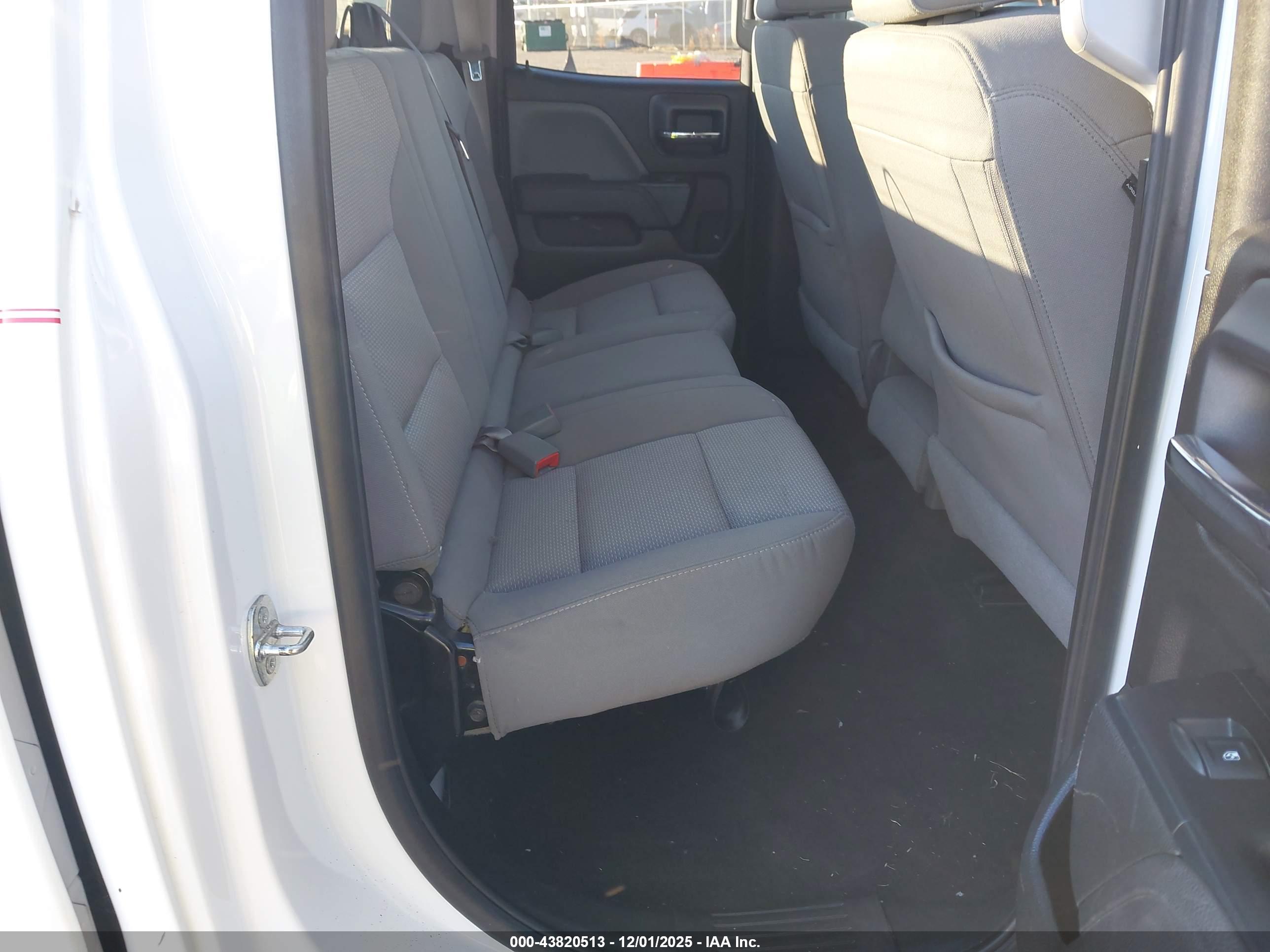 GMC SIERRA image 8