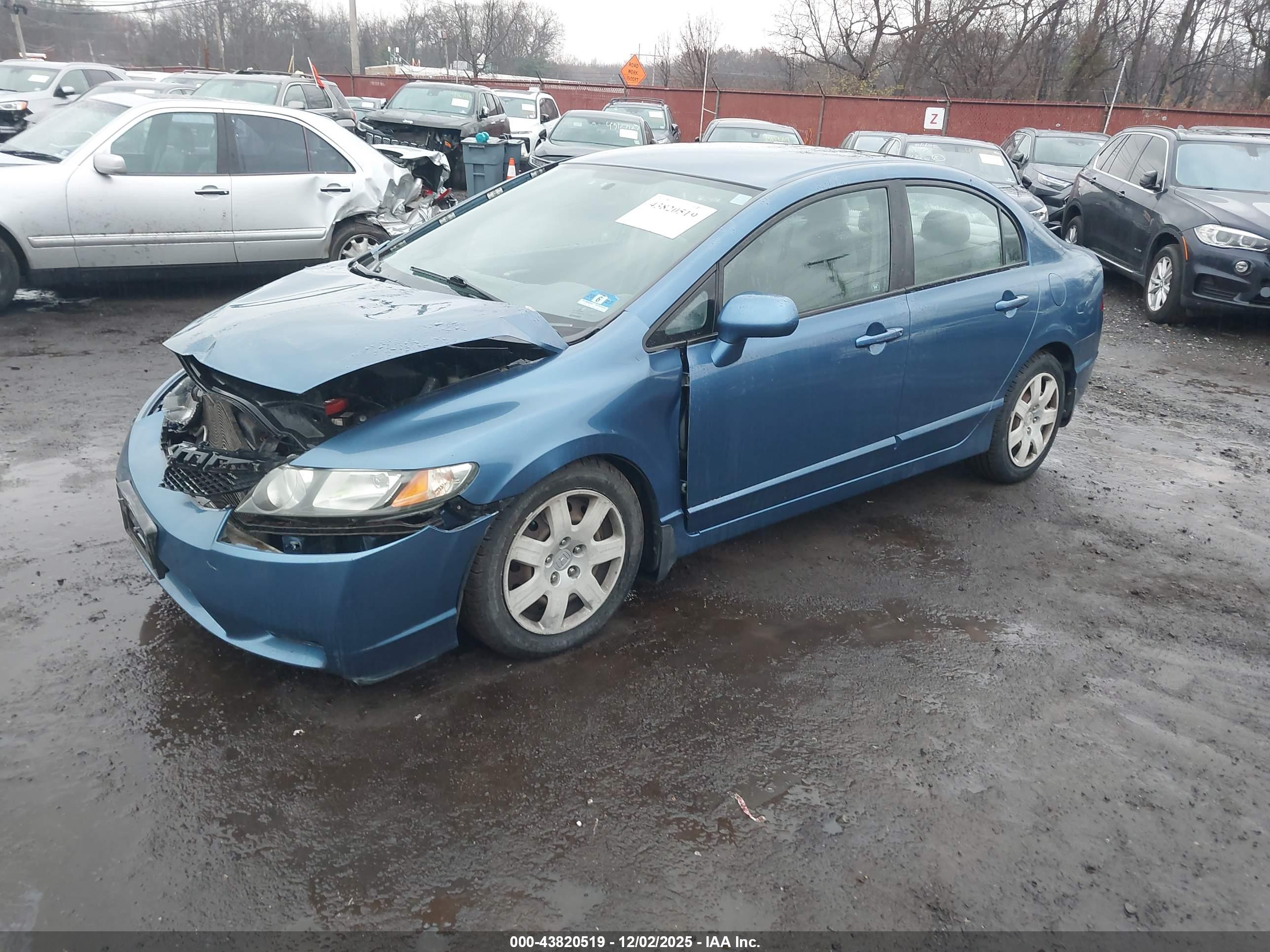 HONDA CIVIC image 2