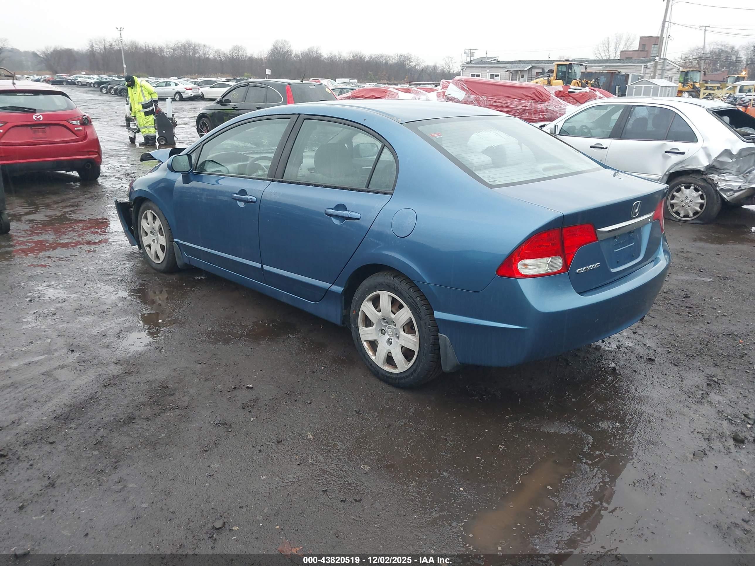 HONDA CIVIC image 3
