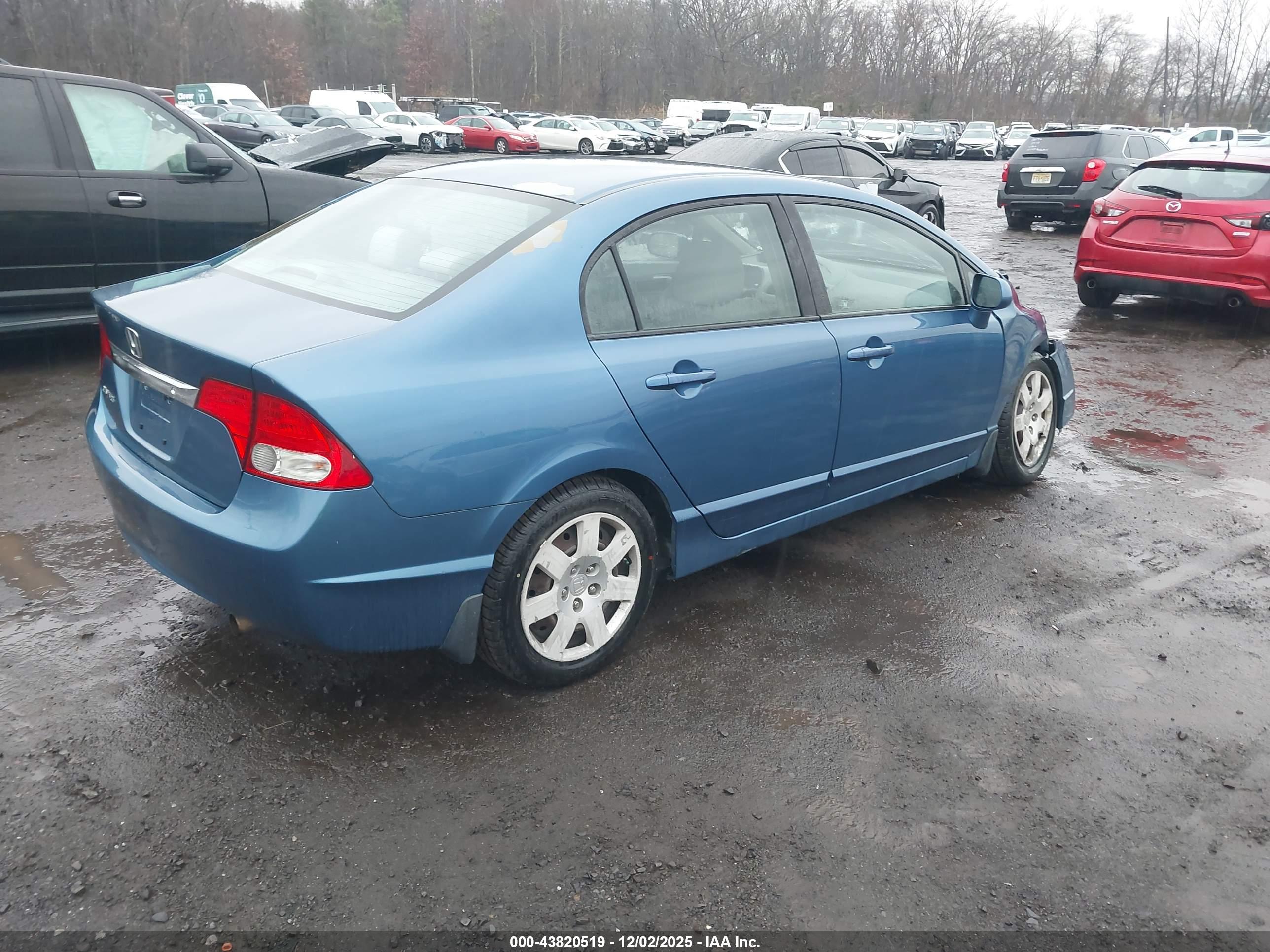 HONDA CIVIC image 4
