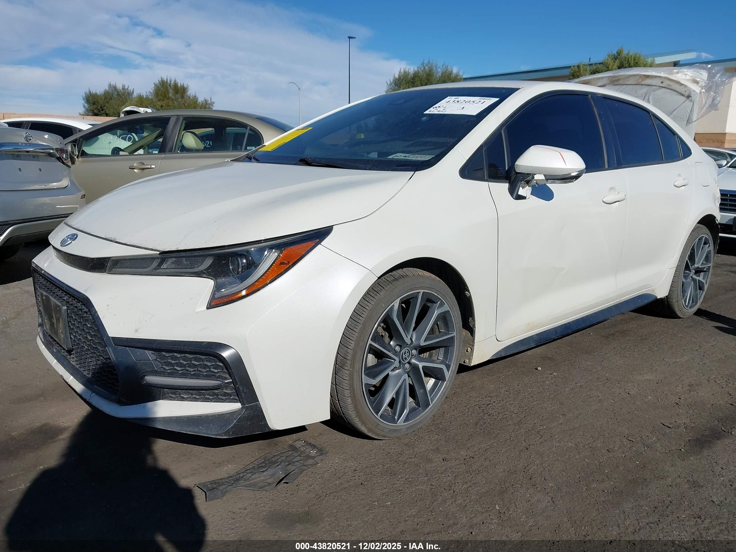 TOYOTA COROLLA image 2