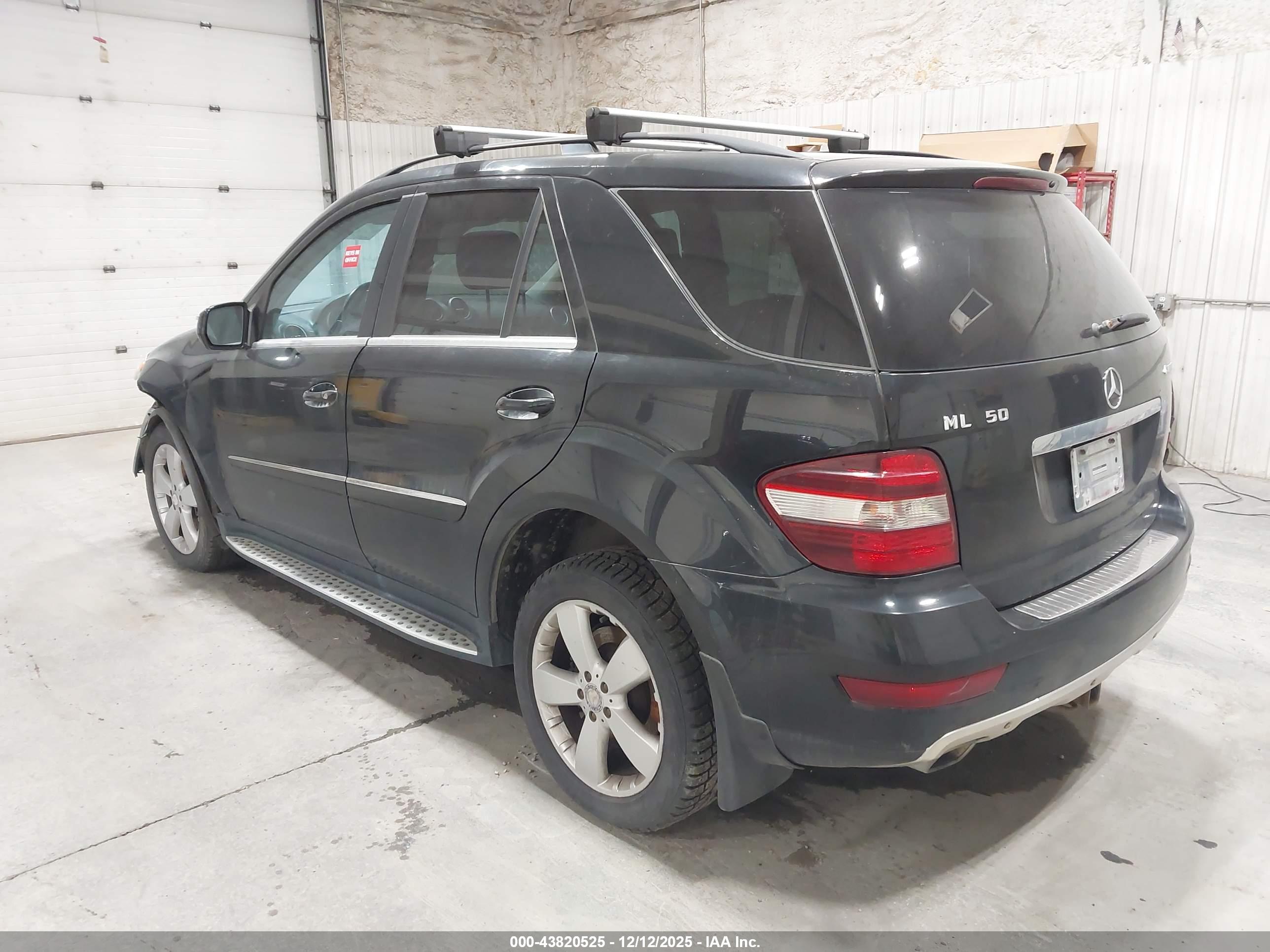 MERCEDES-BENZ ML image 3