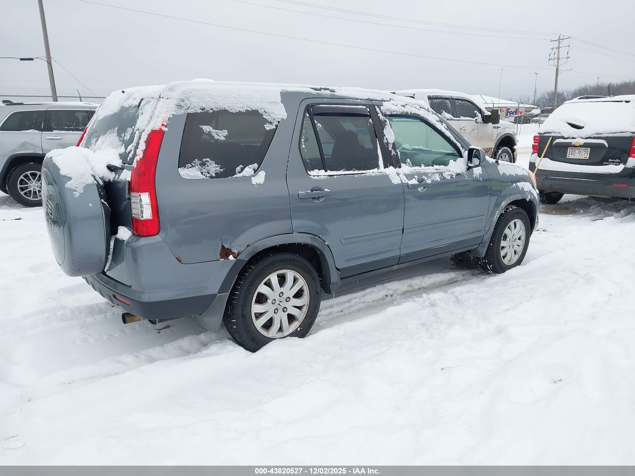 HONDA CR-V image 4