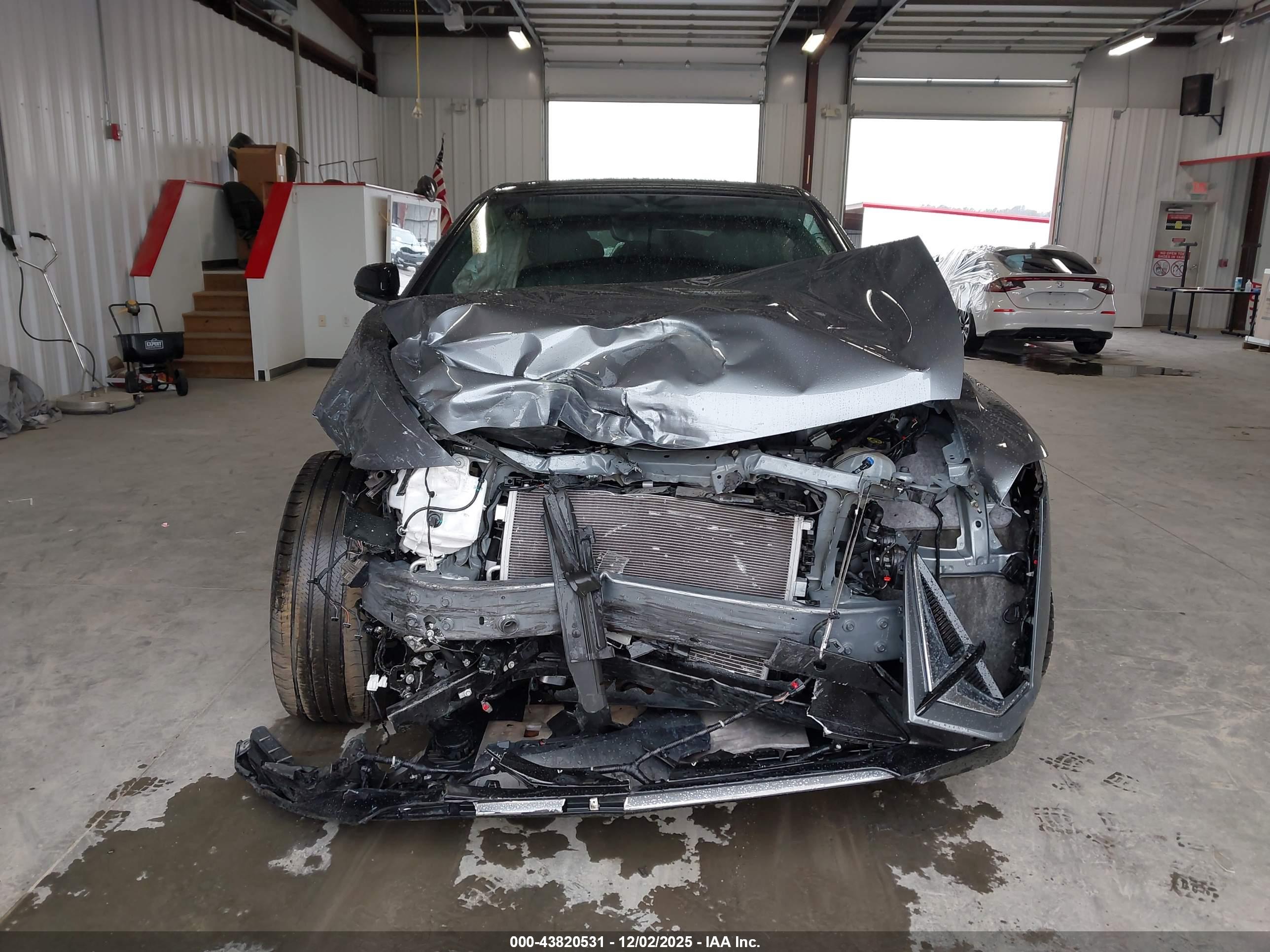 CADILLAC LYRIQ image 6