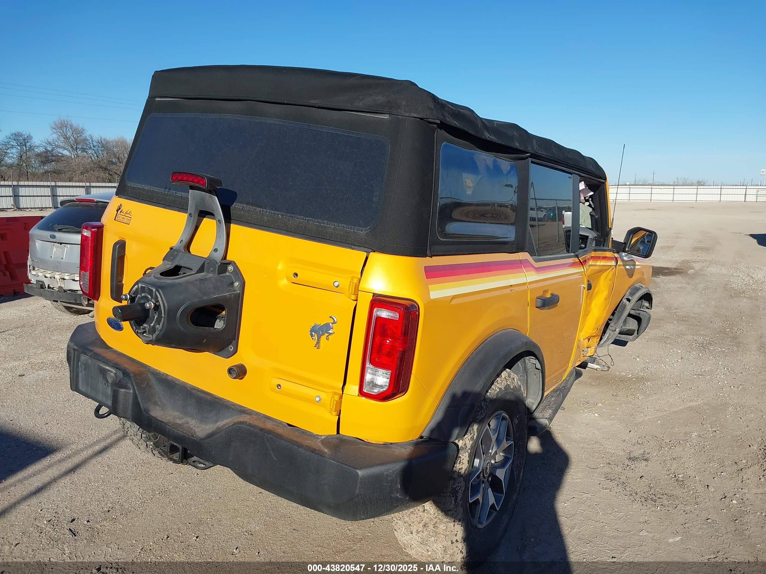 FORD BRONCO image 4