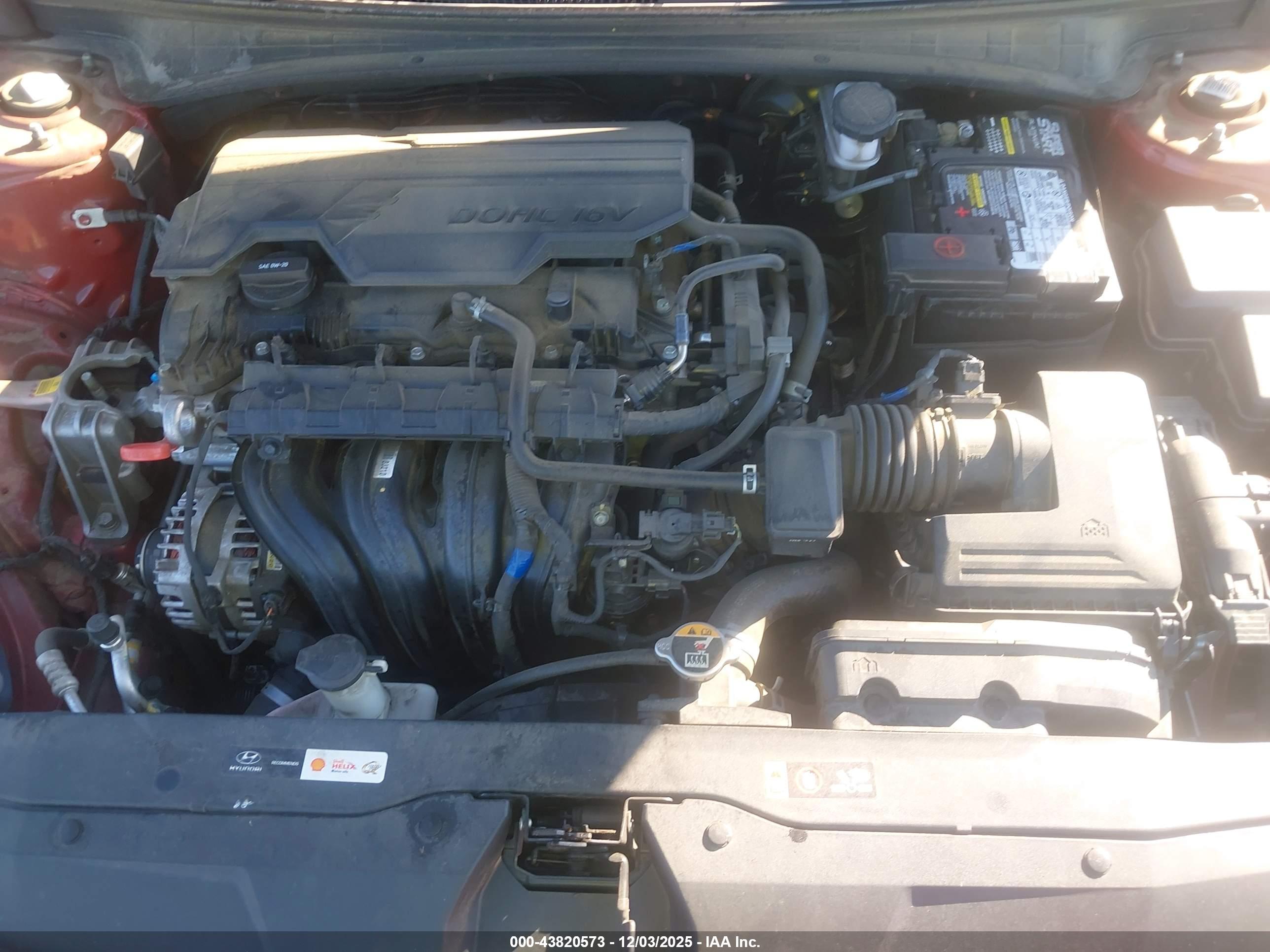 HYUNDAI ELANTRA image 10