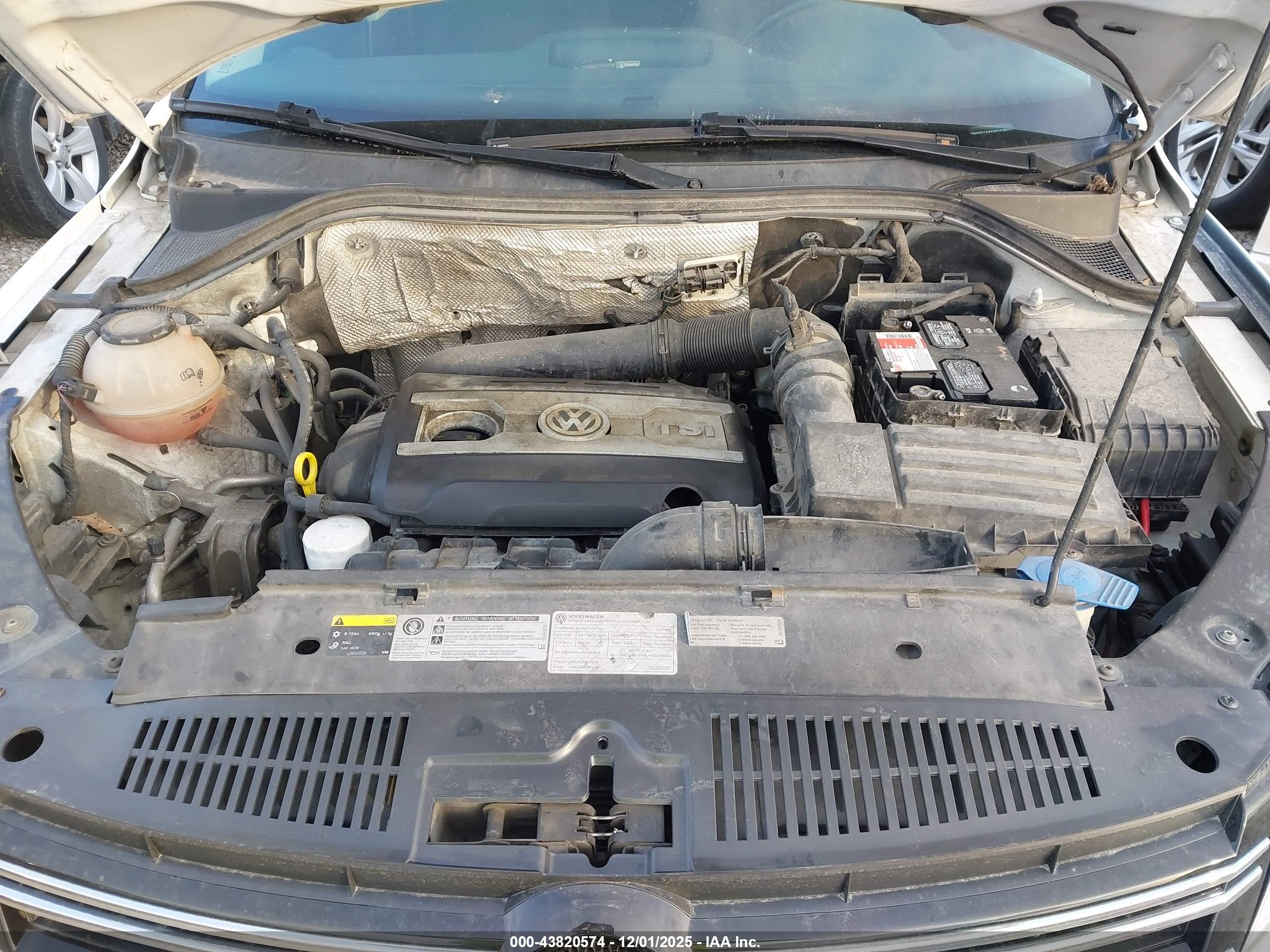 VOLKSWAGEN TIGUAN image 10