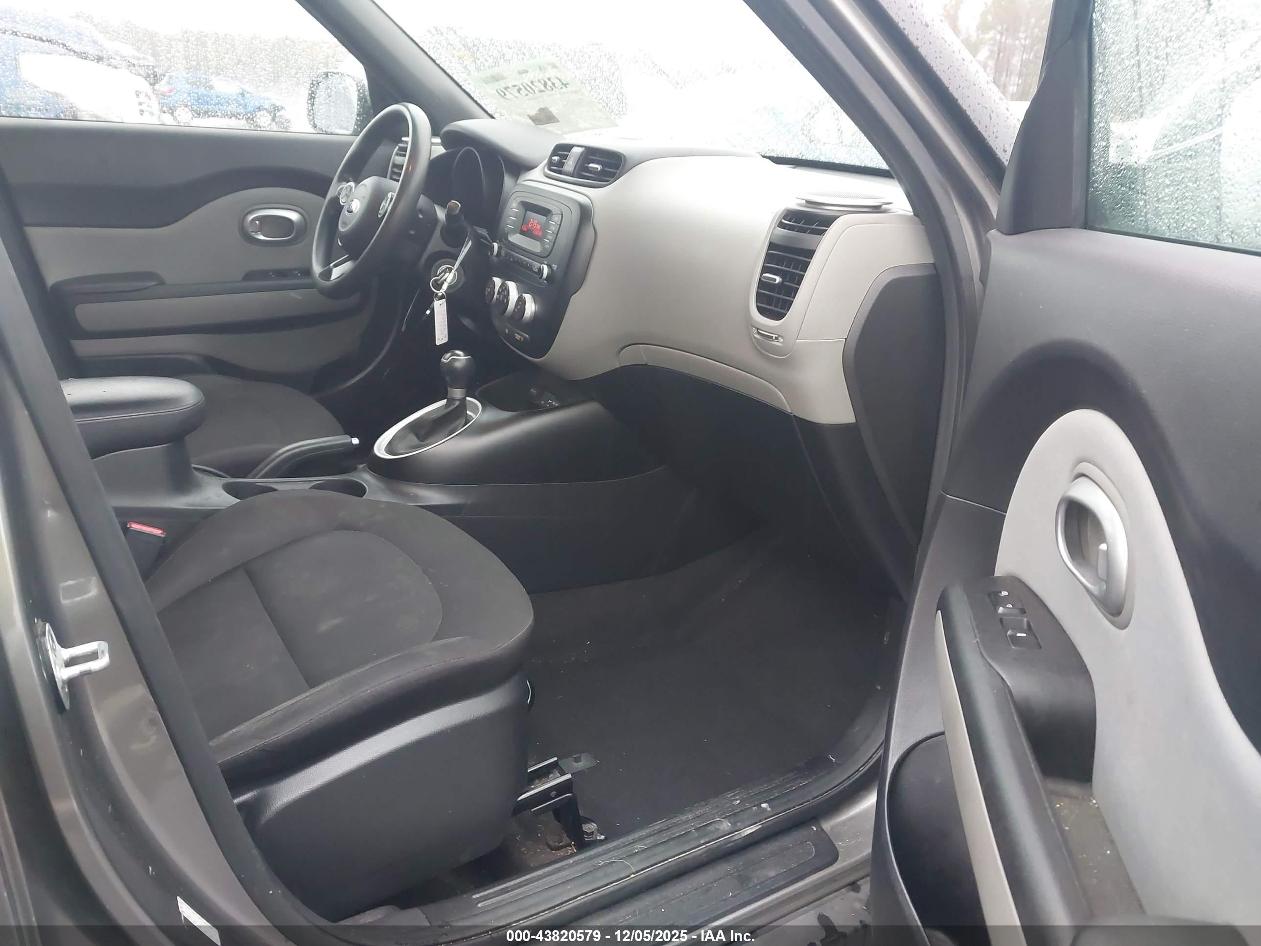 KIA SOUL image 5