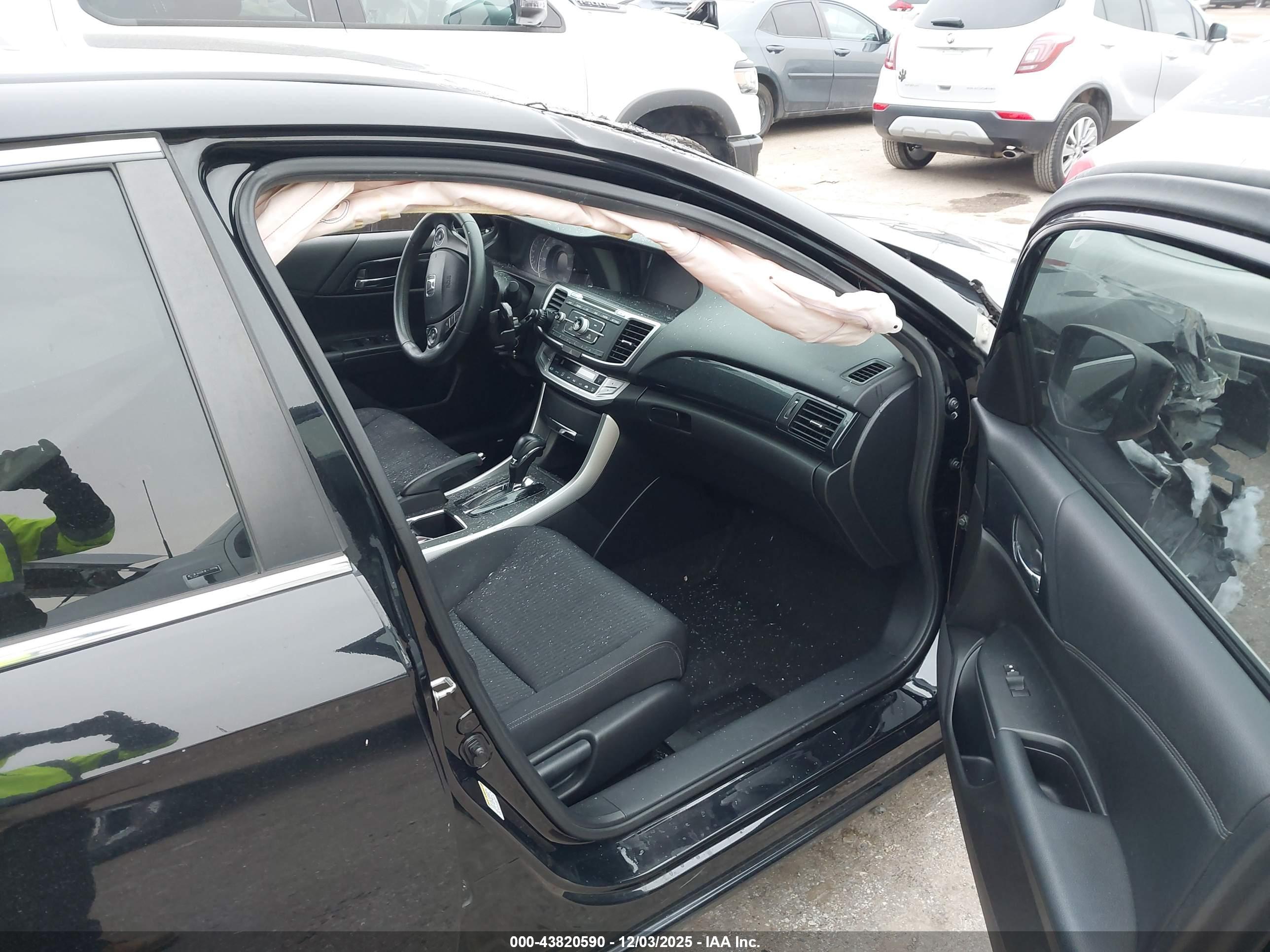 HONDA ACCORD image 5