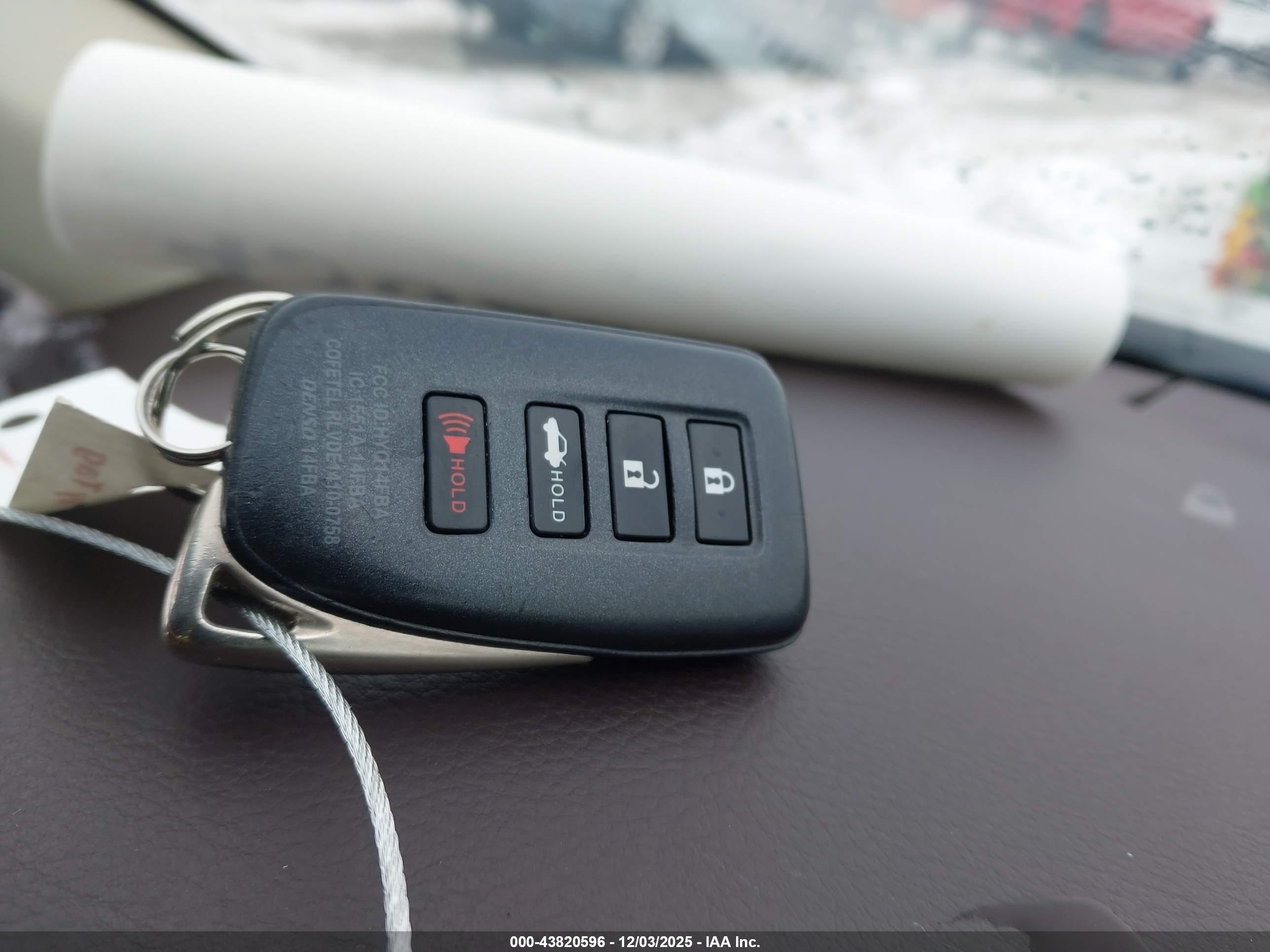 LEXUS ES image 11