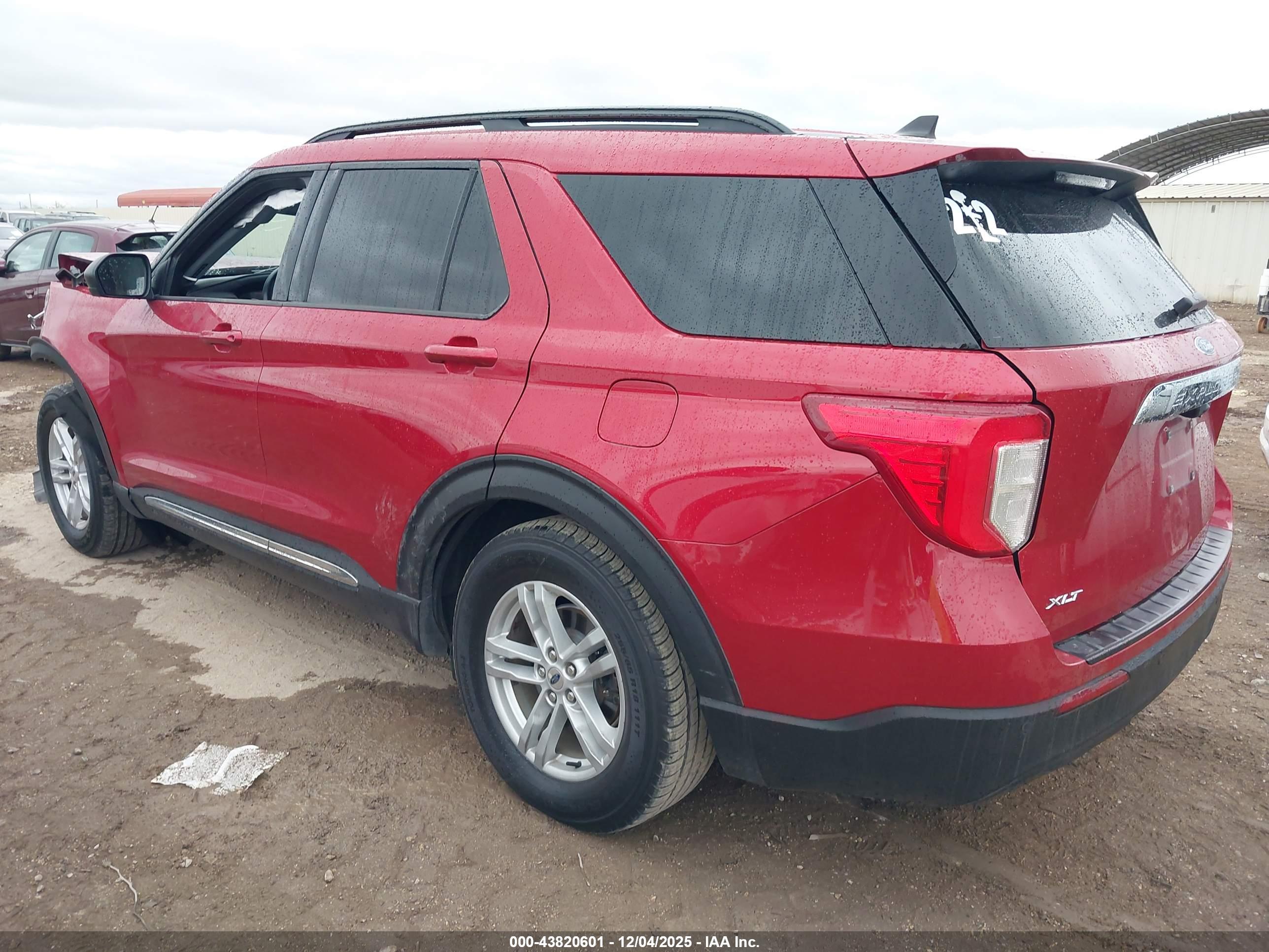 FORD EXPLORER image 3