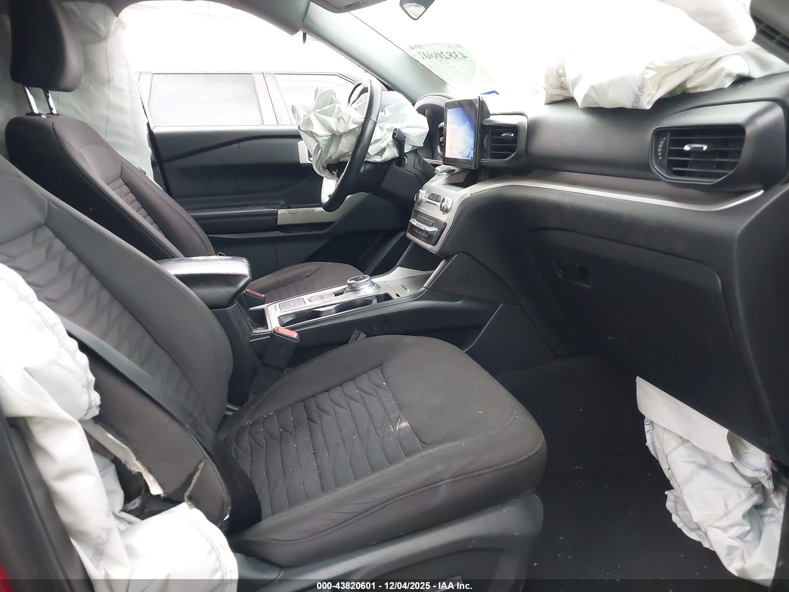 FORD EXPLORER image 5