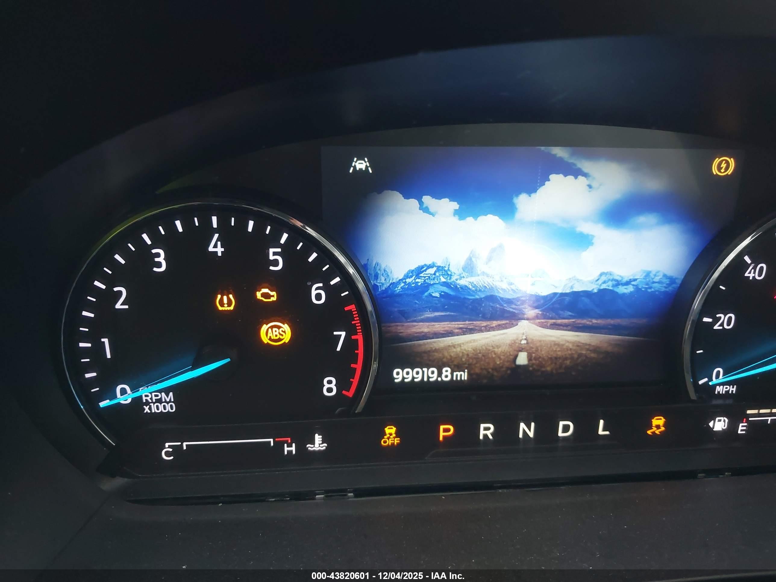 FORD EXPLORER image 7
