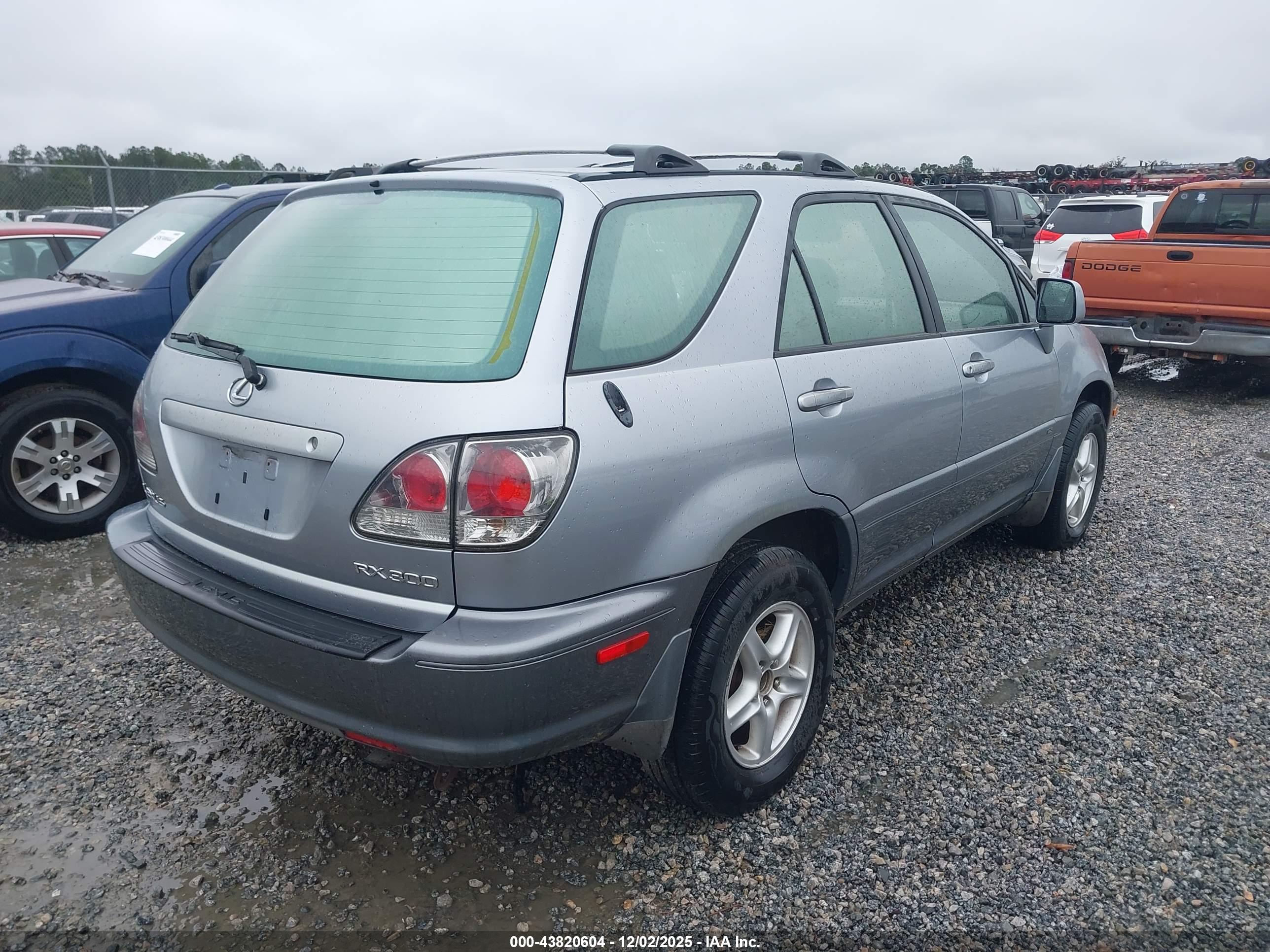 LEXUS RX image 4